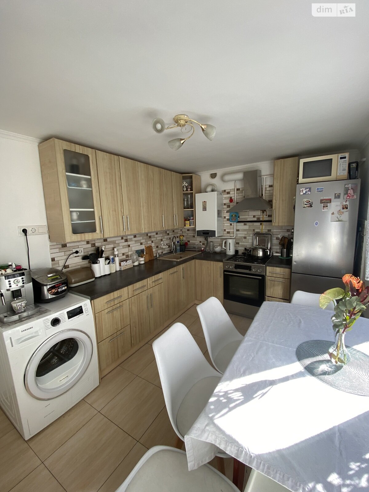 двоповерховий будинок з гаражем, 130 кв. м, цегла. Продаж в Ужгороді, район Центр фото 1