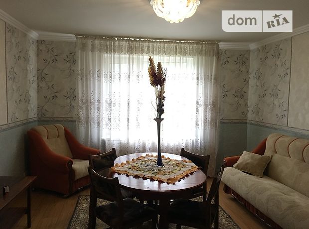 одноэтажный дом с верандой, 93 кв. м, кирпич саманный. Продажа в Ужгороде район Центр фото 1 одноэтажный дом с верандой, 93 кв. м, кирпич саманный. Продажа в Ужгороде район Центр фото 1