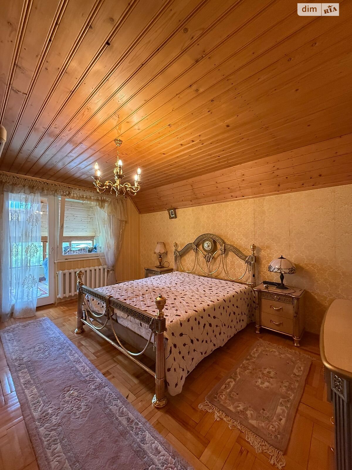 двоповерховий будинок з верандою, 420 кв. м, цегла. Продаж в Ужгороді, район Центр фото 1 двоповерховий будинок з верандою, 420 кв. м, цегла. Продаж в Ужгороді, район Центр фото 1