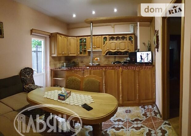 двухэтажный дом с камином, 105 кв. м, кирпич. Продажа в Ужгороде район Центр фото 1 двухэтажный дом с камином, 105 кв. м, кирпич. Продажа в Ужгороде район Центр фото 1