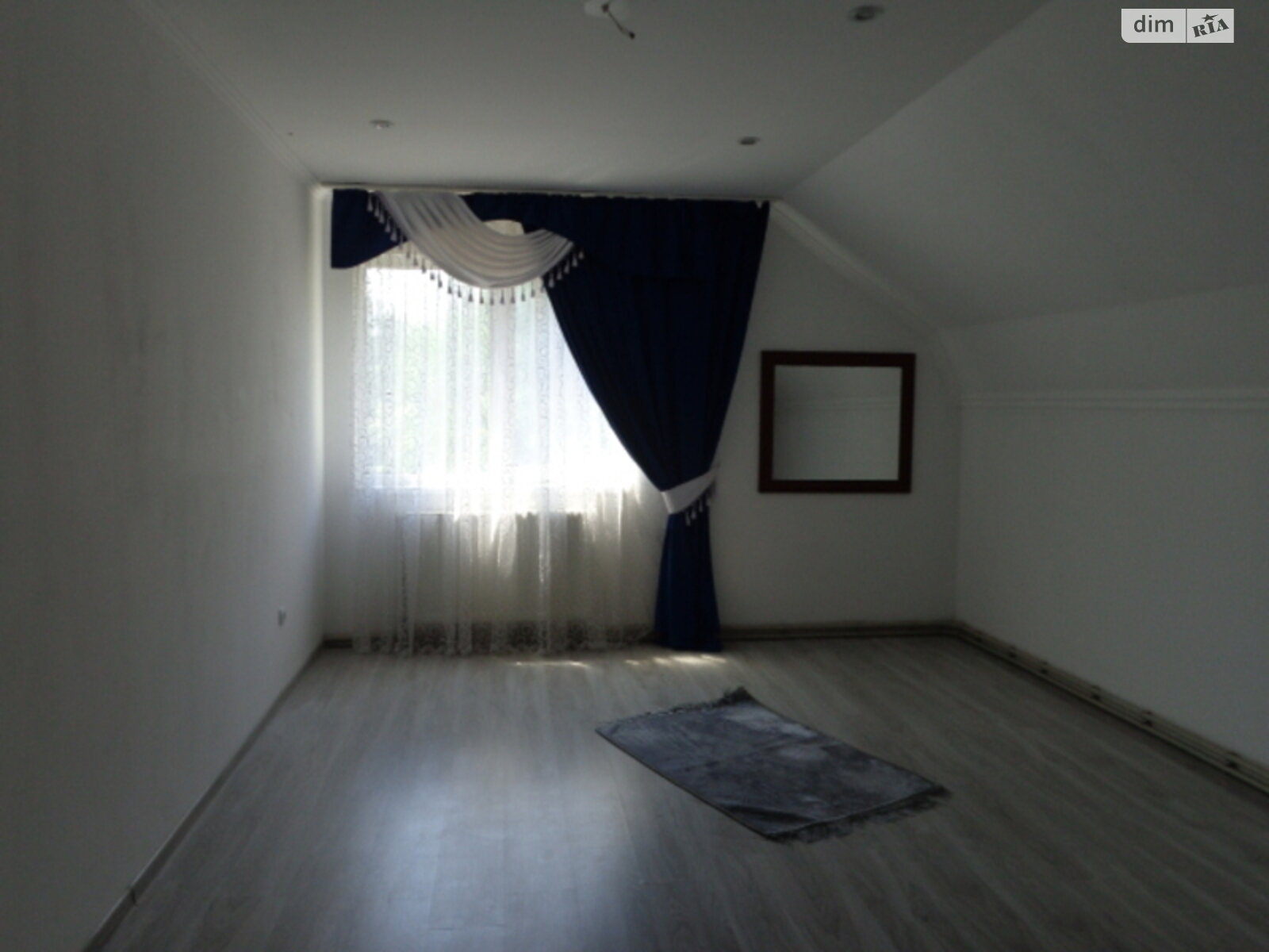 двоповерховий будинок з верандою, 250 кв. м, цегла. Продаж в Ужгороді, район Центр фото 1 двоповерховий будинок з верандою, 250 кв. м, цегла. Продаж в Ужгороді, район Центр фото 1