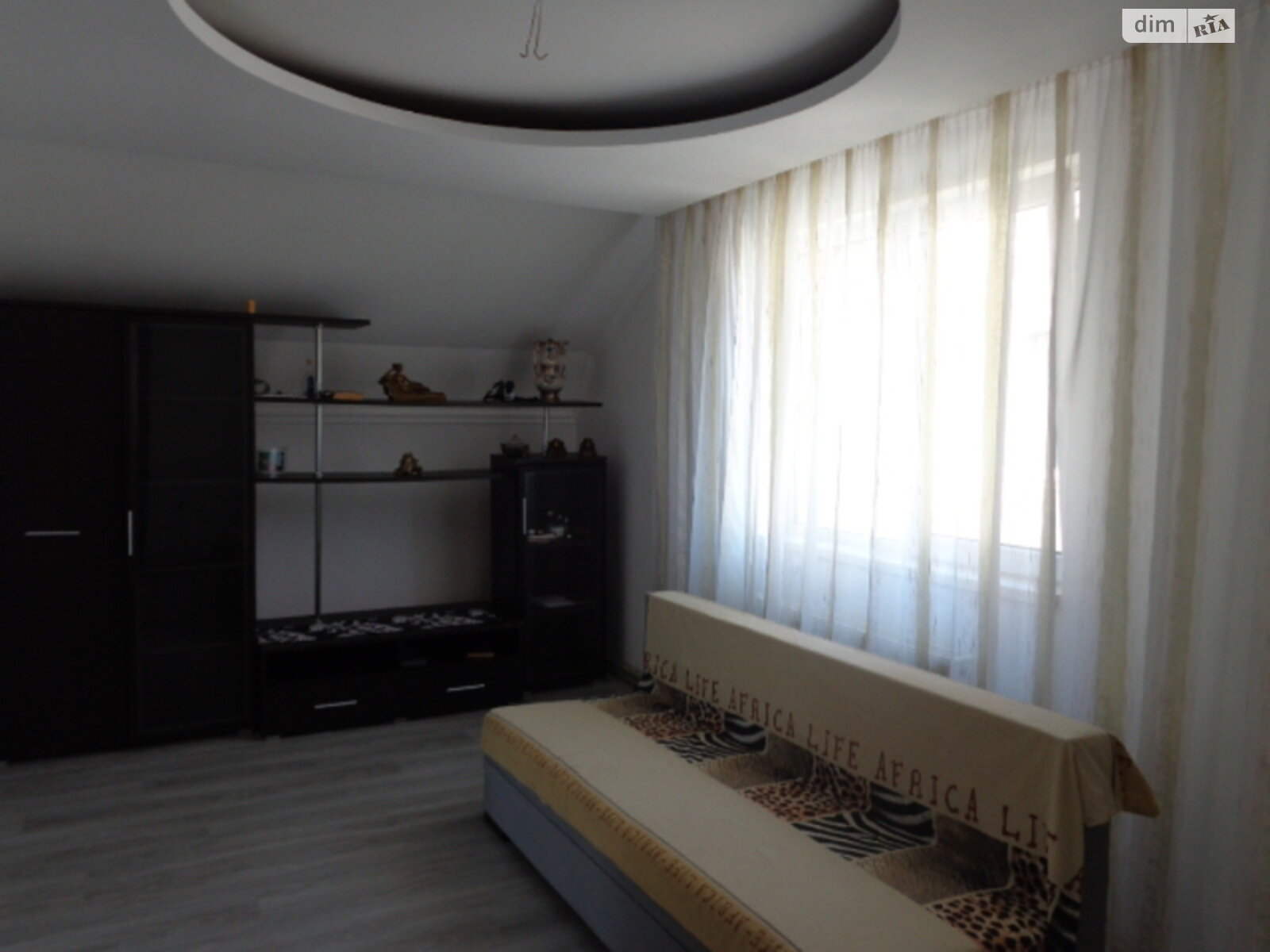 двоповерховий будинок з верандою, 250 кв. м, цегла. Продаж в Ужгороді, район Центр фото 1 двоповерховий будинок з верандою, 250 кв. м, цегла. Продаж в Ужгороді, район Центр фото 1