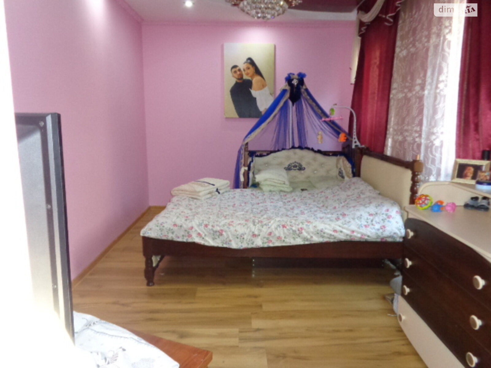 двоповерховий будинок з верандою, 250 кв. м, цегла. Продаж в Ужгороді, район Центр фото 1 двоповерховий будинок з верандою, 250 кв. м, цегла. Продаж в Ужгороді, район Центр фото 1
