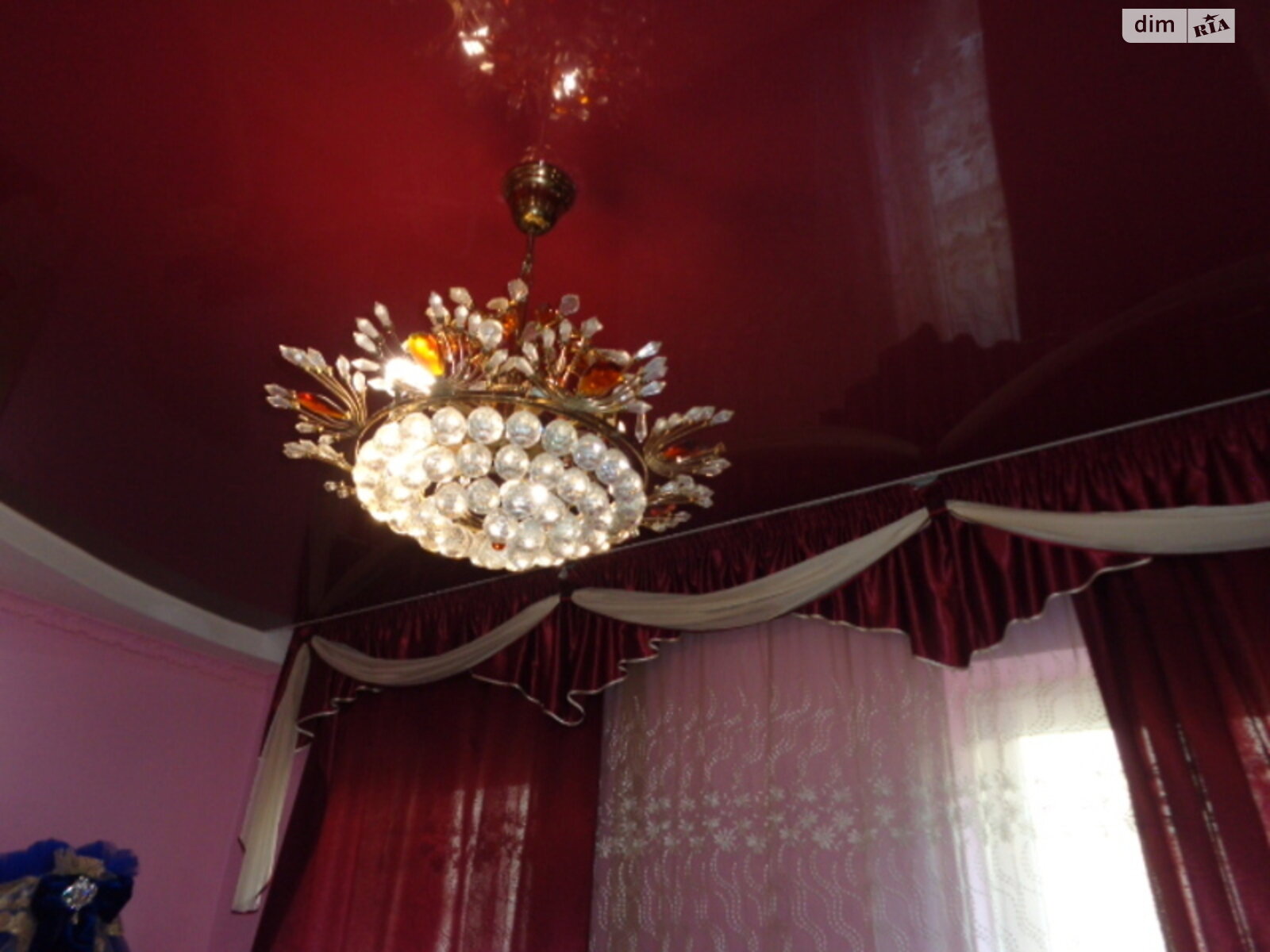 двоповерховий будинок з верандою, 250 кв. м, цегла. Продаж в Ужгороді, район Центр фото 1 двоповерховий будинок з верандою, 250 кв. м, цегла. Продаж в Ужгороді, район Центр фото 1