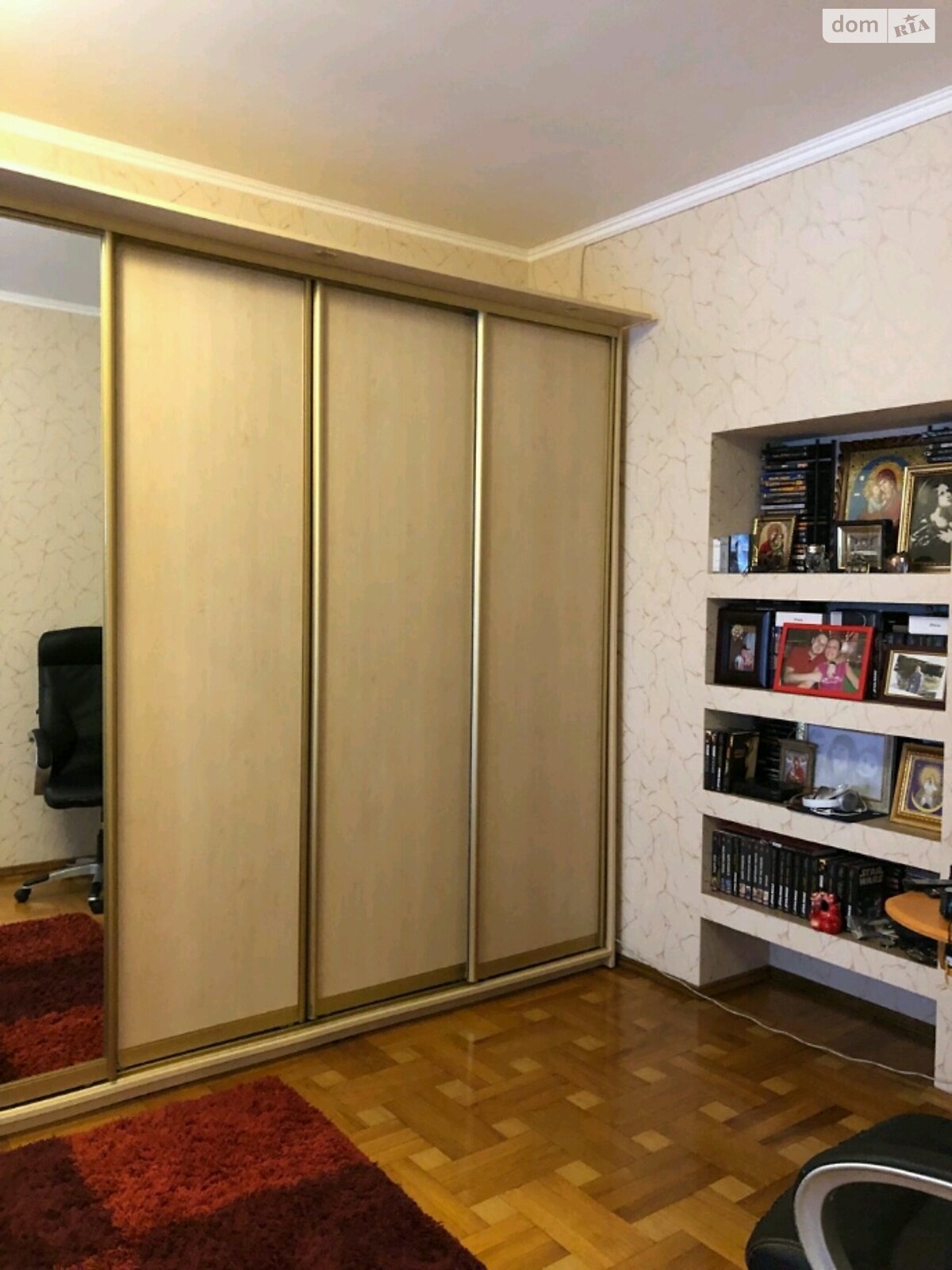 двухэтажный дом, 400 кв. м, кирпич. Продажа в Ужгороде район Центр фото 1