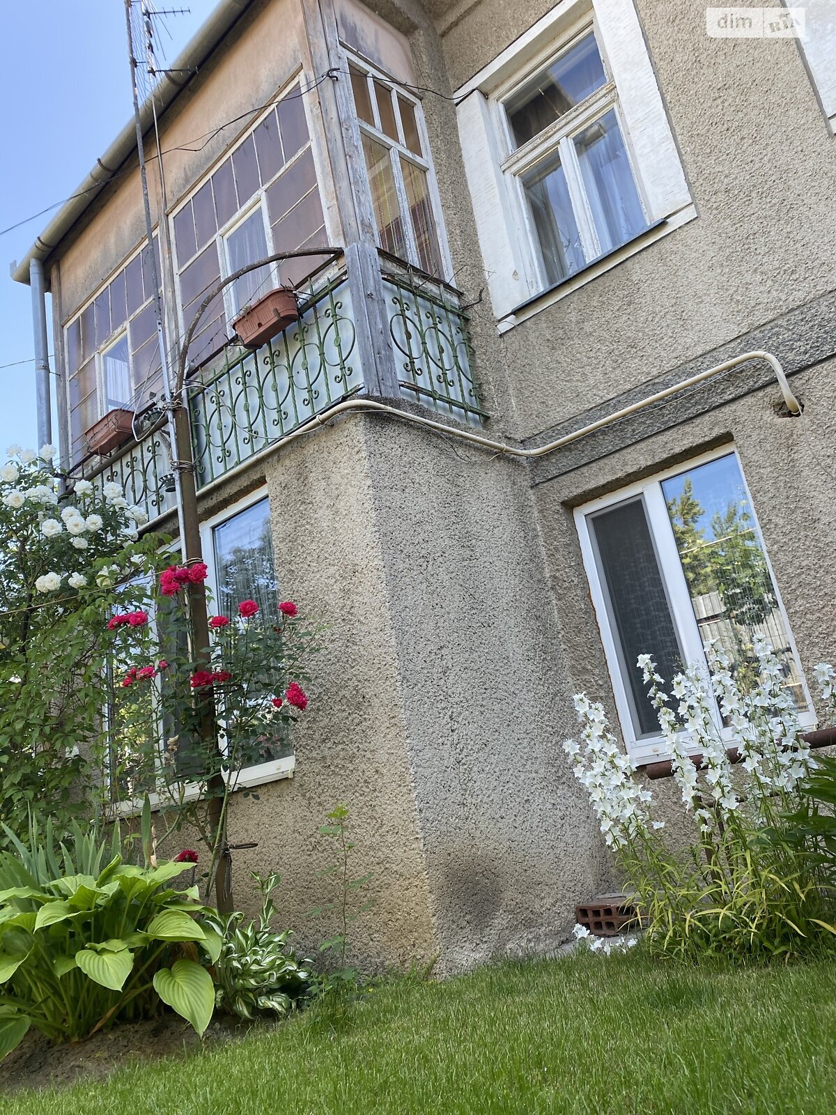 двоповерховий будинок з гаражем, 180 кв. м, цегла. Продаж в Ужгороді фото 1 двоповерховий будинок з гаражем, 180 кв. м, цегла. Продаж в Ужгороді фото 1