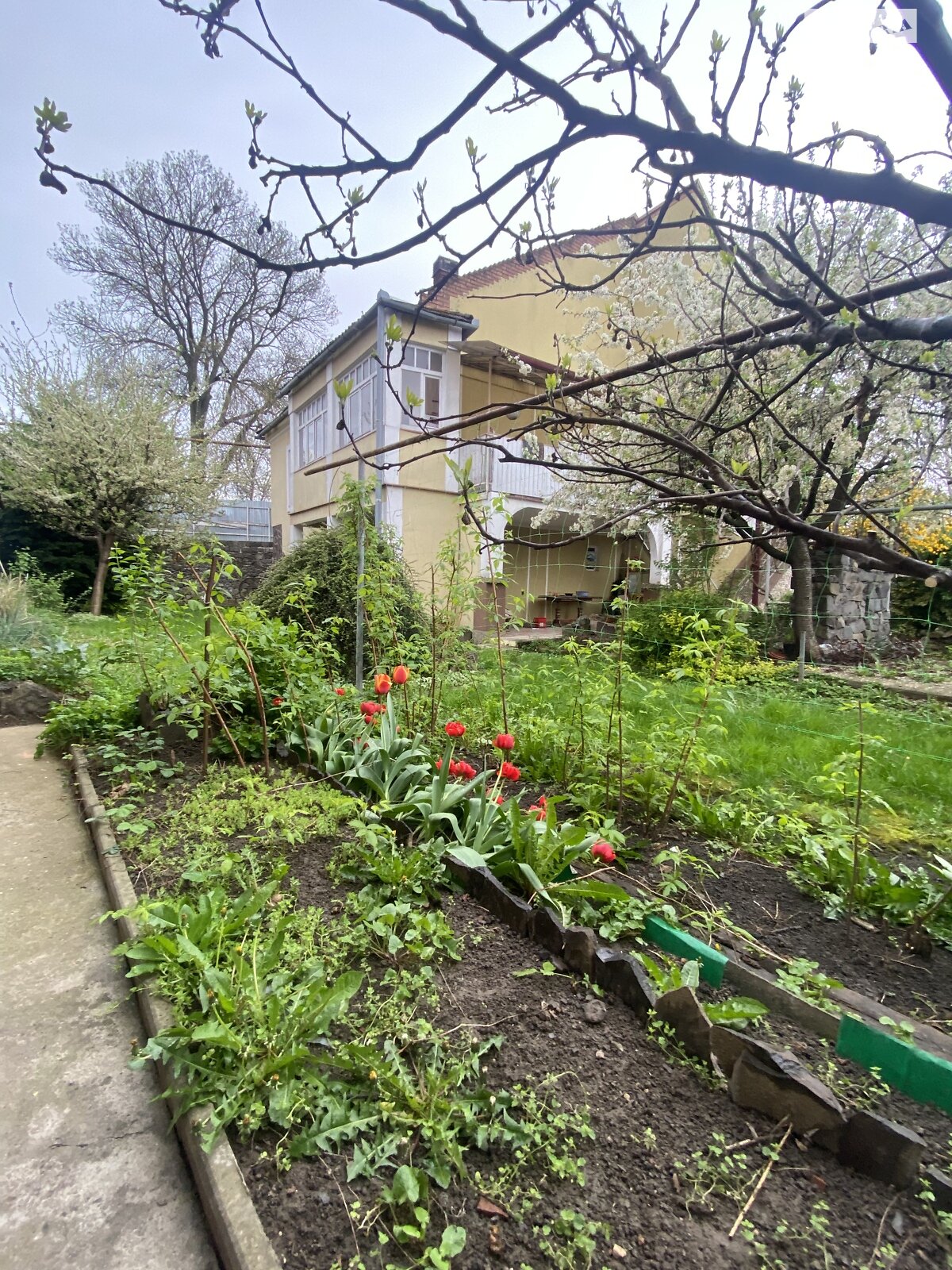 двоповерховий будинок з гаражем, 180 кв. м, цегла. Продаж в Ужгороді фото 1 двоповерховий будинок з гаражем, 180 кв. м, цегла. Продаж в Ужгороді фото 1