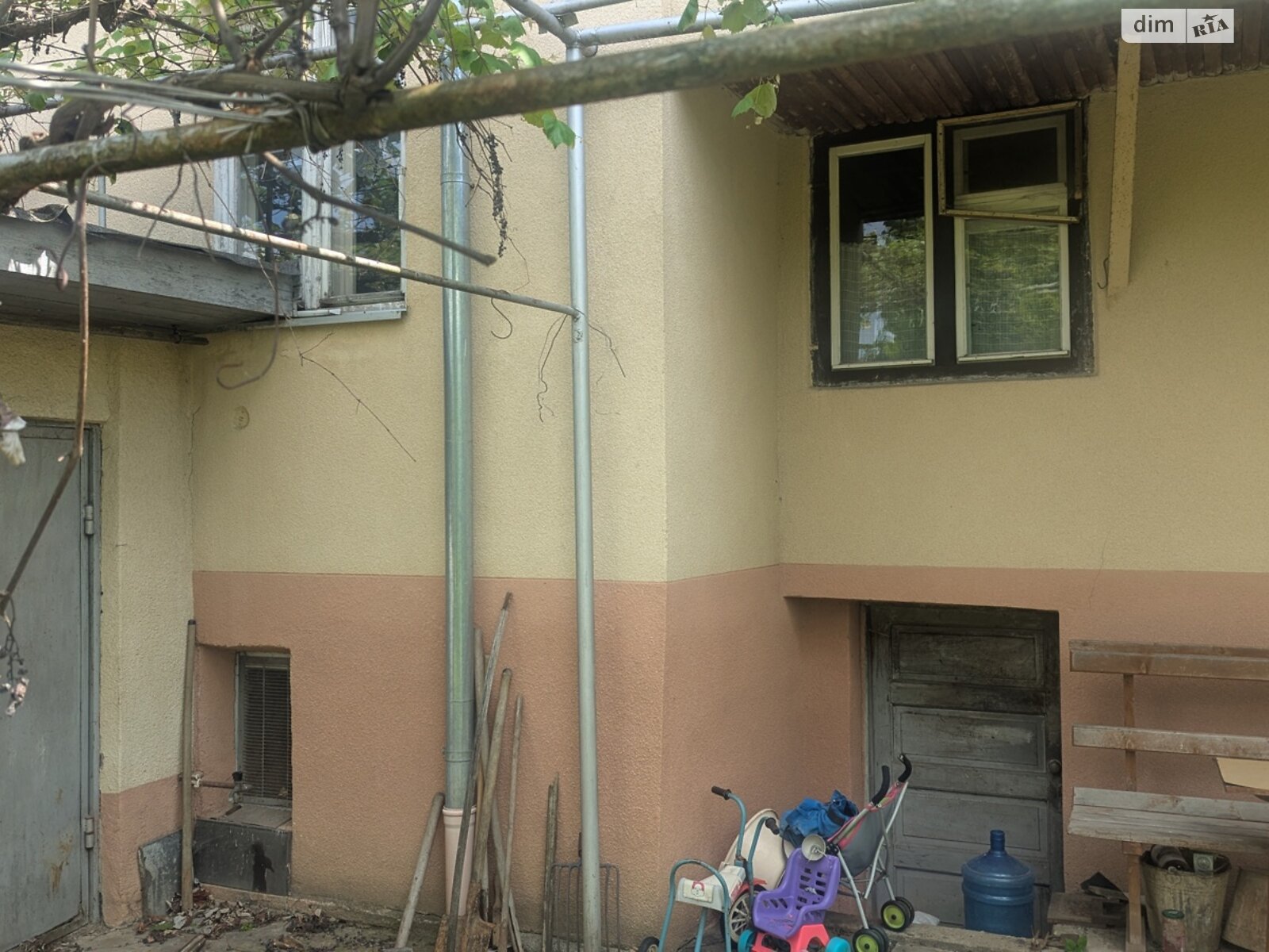 двухэтажный дом с отоплением, 215 кв. м, кирпич. Продажа в Ужгороде район Великий Галагов фото 1 двухэтажный дом с отоплением, 215 кв. м, кирпич. Продажа в Ужгороде район Великий Галагов фото 1