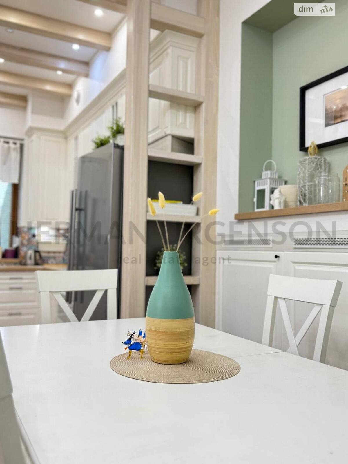 двоповерховий будинок з балконом, 300 кв. м, керамічний блок. Продаж в Ужгороді, район Великий Галагов фото 1 двоповерховий будинок з балконом, 300 кв. м, керамічний блок. Продаж в Ужгороді, район Великий Галагов фото 1