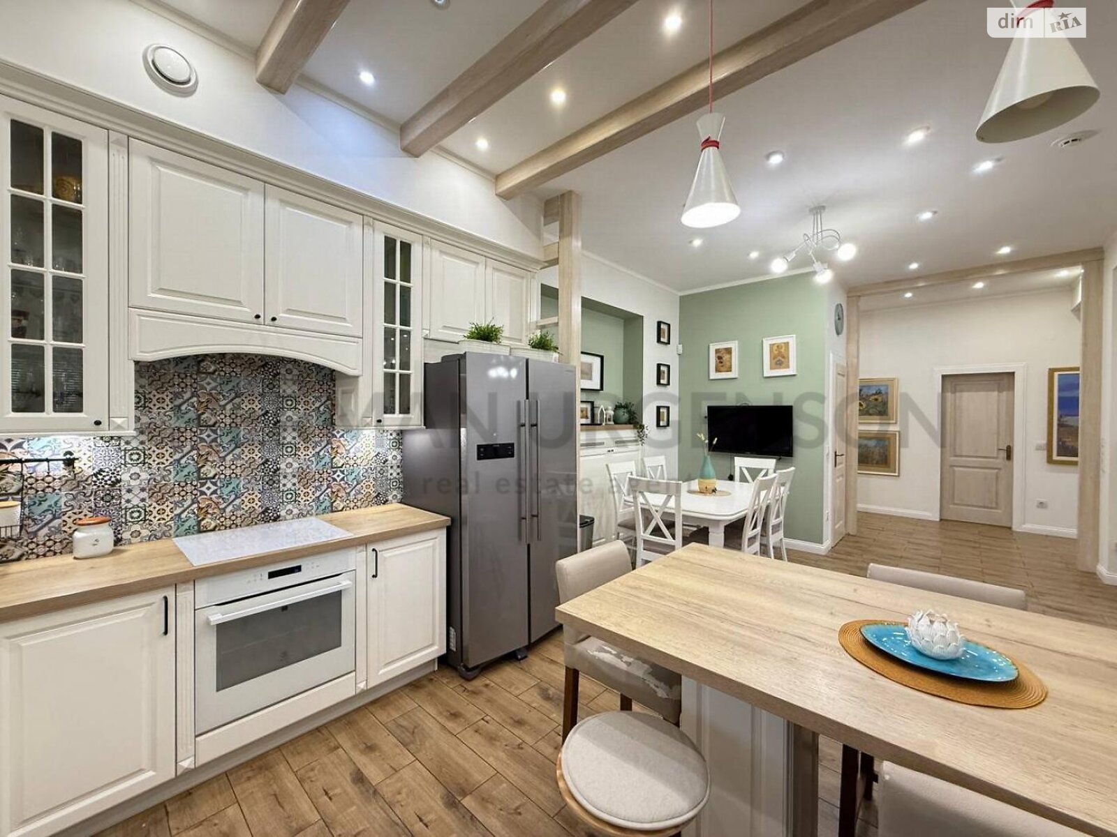 двоповерховий будинок з балконом, 300 кв. м, керамічний блок. Продаж в Ужгороді, район Великий Галагов фото 1 двоповерховий будинок з балконом, 300 кв. м, керамічний блок. Продаж в Ужгороді, район Великий Галагов фото 1