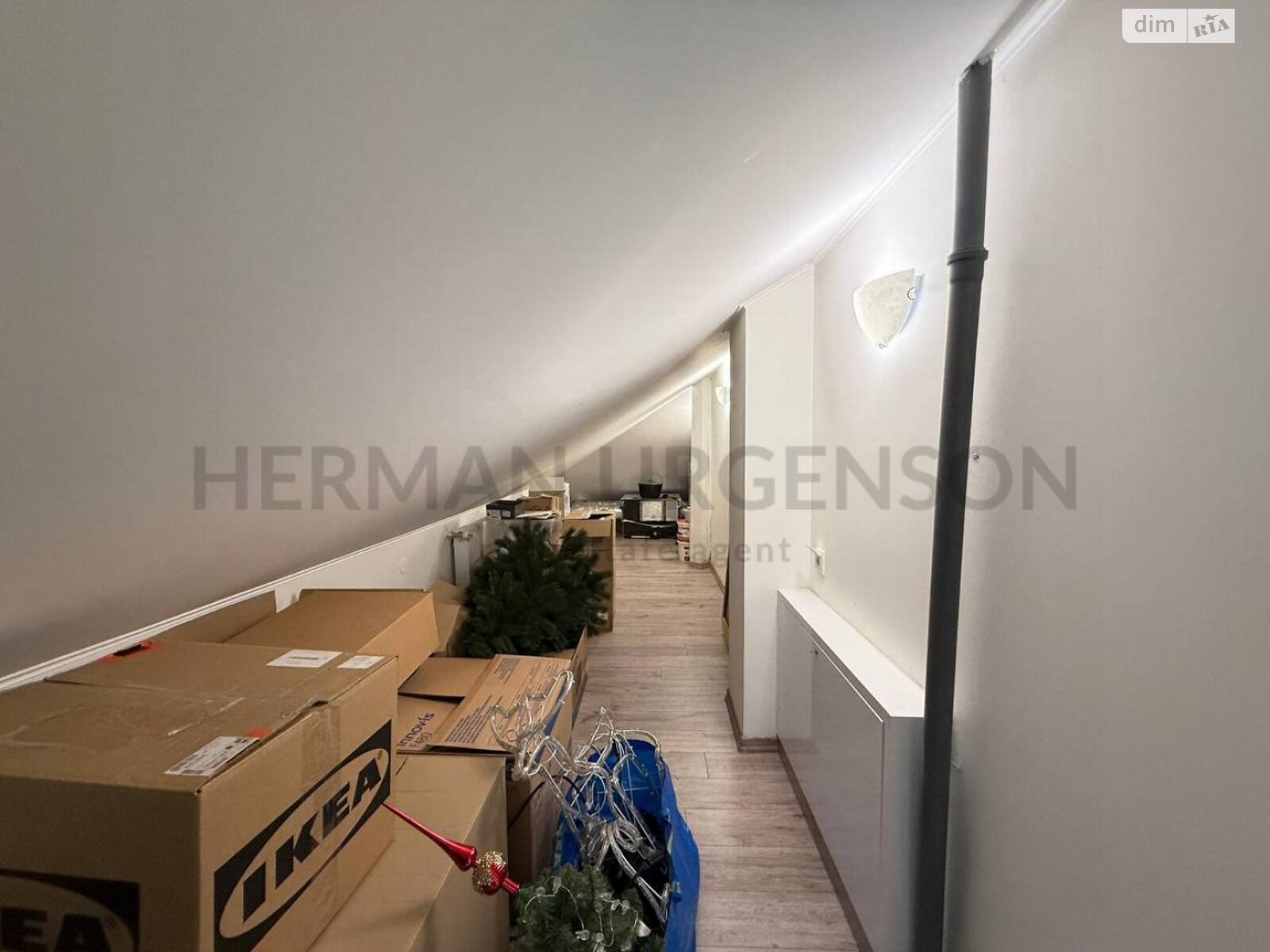 двоповерховий будинок з балконом, 300 кв. м, керамічний блок. Продаж в Ужгороді, район Великий Галагов фото 1 двоповерховий будинок з балконом, 300 кв. м, керамічний блок. Продаж в Ужгороді, район Великий Галагов фото 1