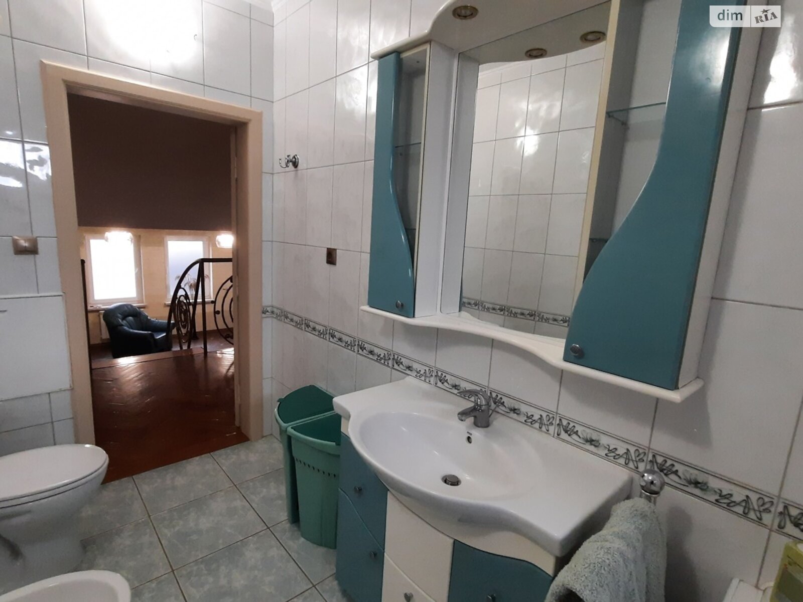 одноэтажный дом с верандой, 288 кв. м, кирпич. Продажа в Сторожнице фото 1 одноэтажный дом с верандой, 288 кв. м, кирпич. Продажа в Сторожнице фото 1