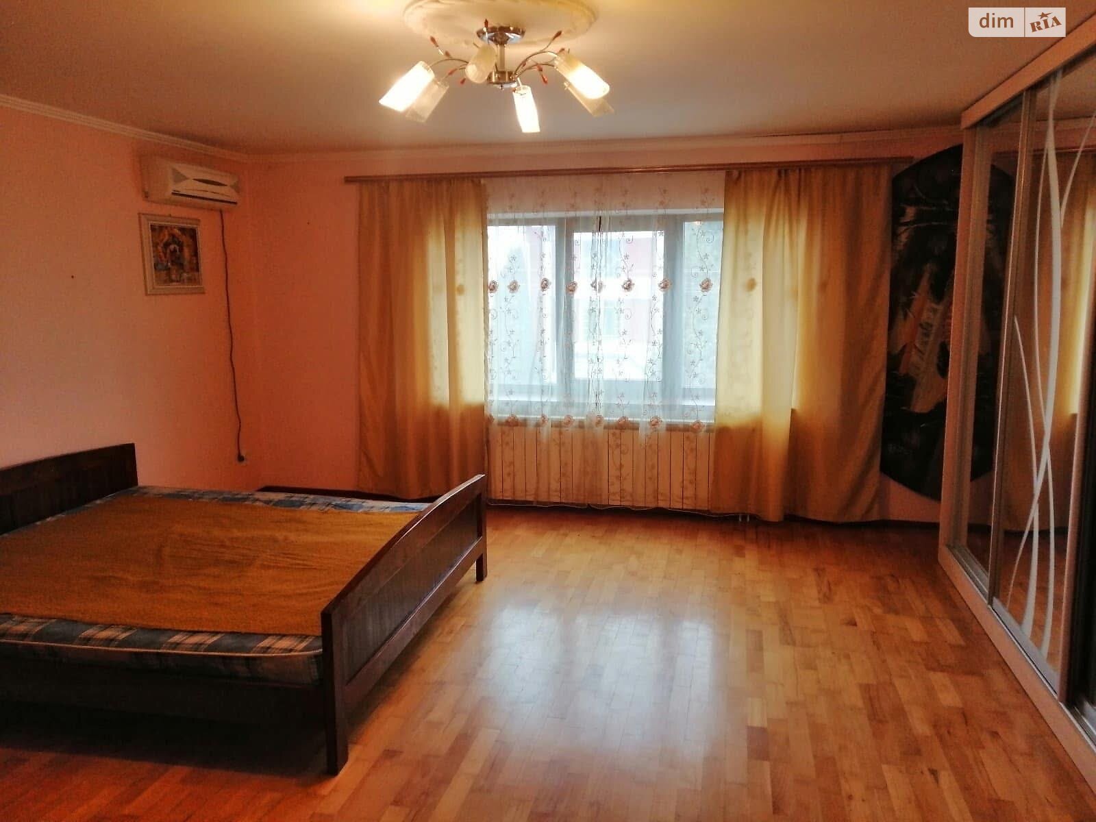 двухэтажный дом с верандой, 294 кв. м, кирпич. Продажа в Баранинцах фото 1