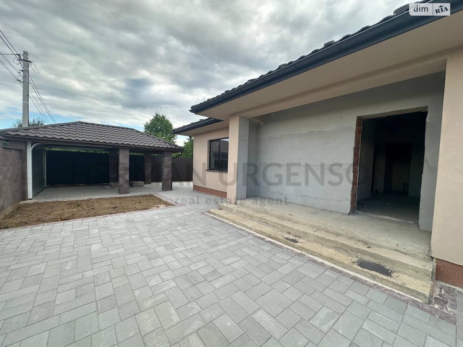 одноповерховий будинок з опаленням, 200 кв. м, кирпич. Продаж у Ужгороді фото 1