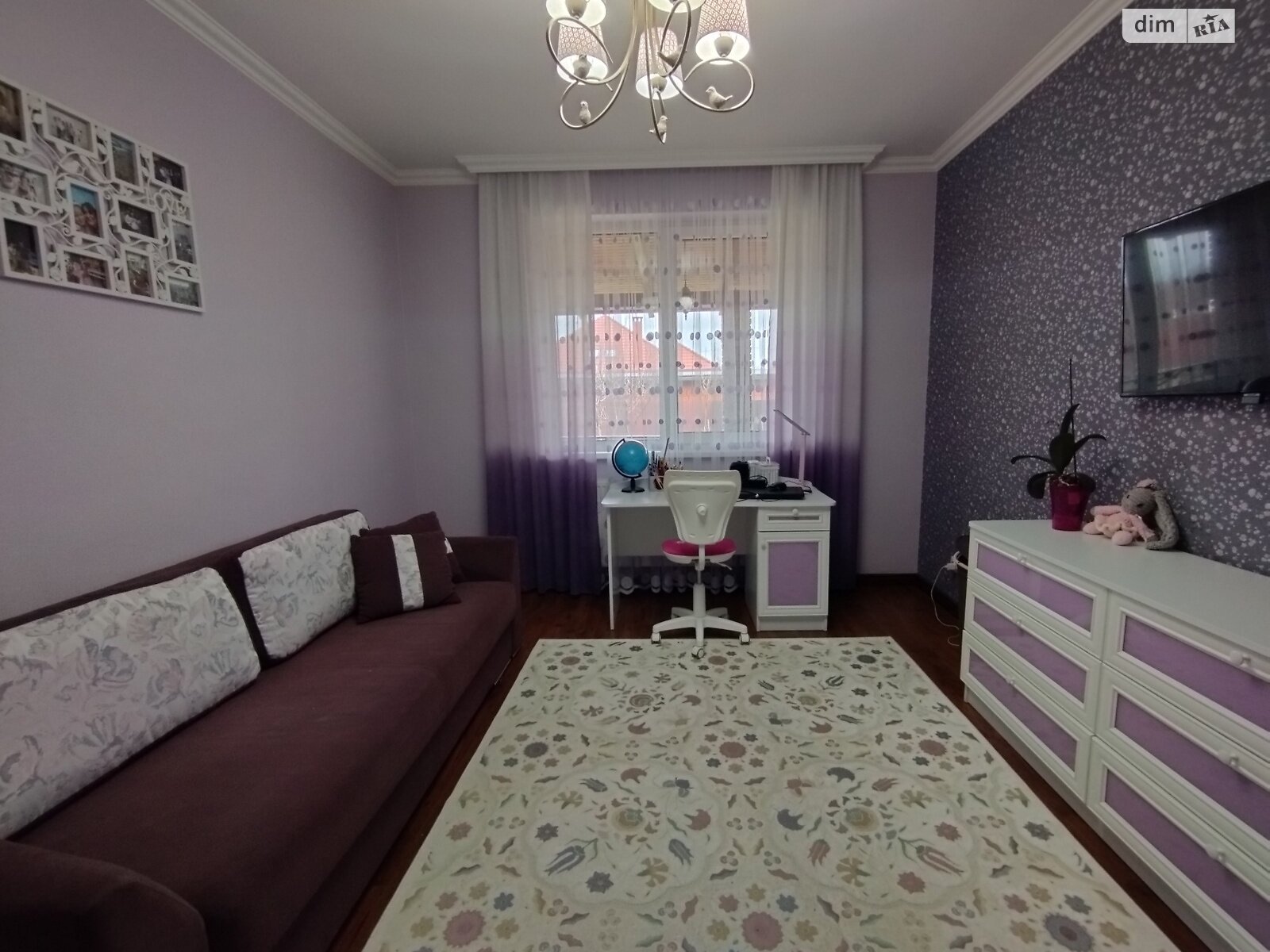 одноэтажный дом с ремонтом, 152 кв. м, кирпич. Продажа в Ужгороде фото 1 одноэтажный дом с ремонтом, 152 кв. м, кирпич. Продажа в Ужгороде фото 1