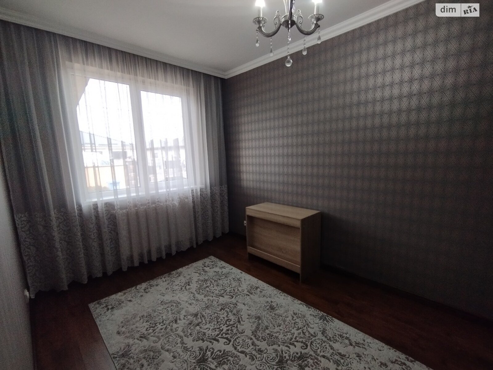 одноэтажный дом с ремонтом, 152 кв. м, кирпич. Продажа в Ужгороде фото 1 одноэтажный дом с ремонтом, 152 кв. м, кирпич. Продажа в Ужгороде фото 1