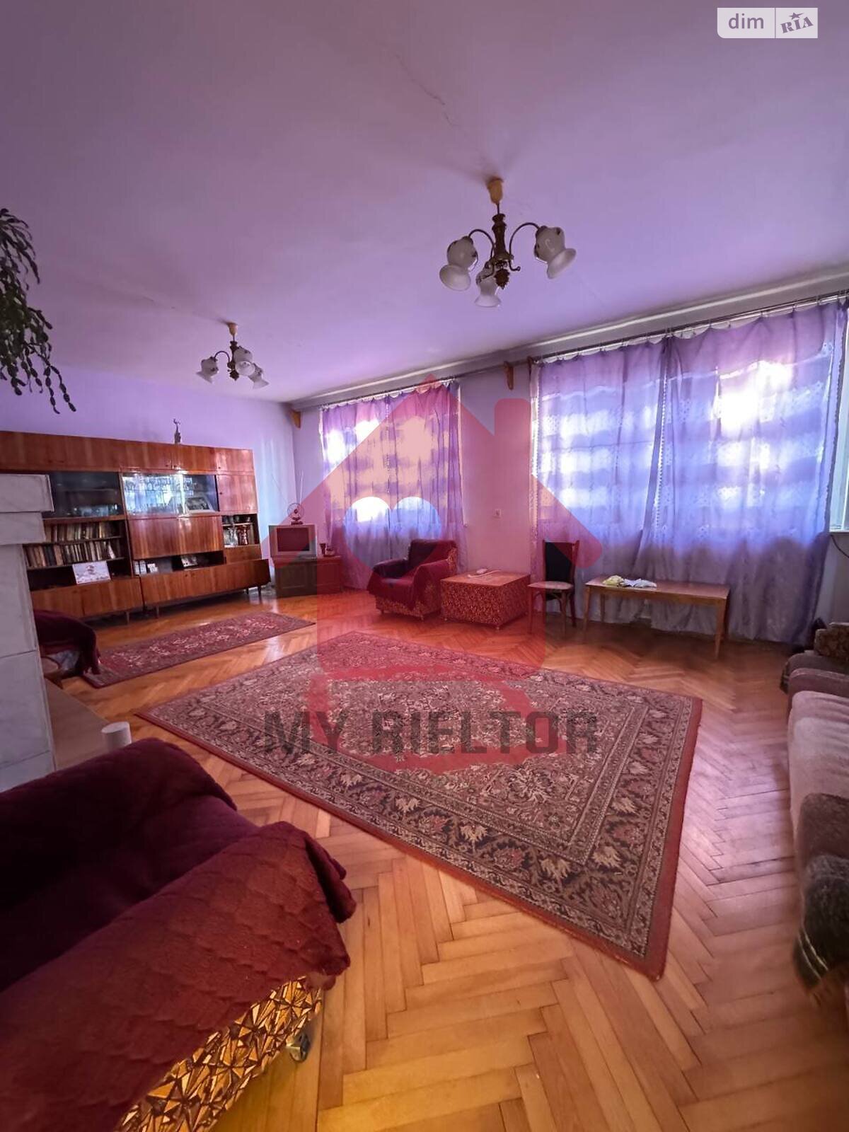 двоповерховий будинок, 309 кв. м, цегла. Продаж у Ужгороді фото 1 двоповерховий будинок, 309 кв. м, цегла. Продаж у Ужгороді фото 1