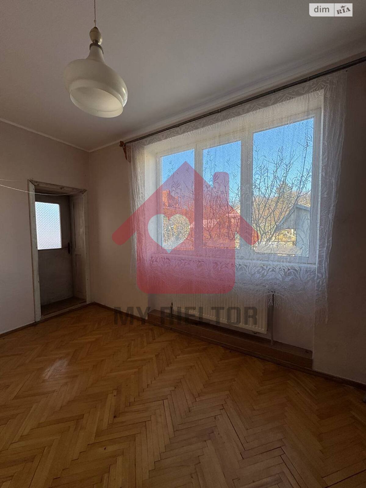 двоповерховий будинок, 309 кв. м, цегла. Продаж у Ужгороді фото 1 двоповерховий будинок, 309 кв. м, цегла. Продаж у Ужгороді фото 1