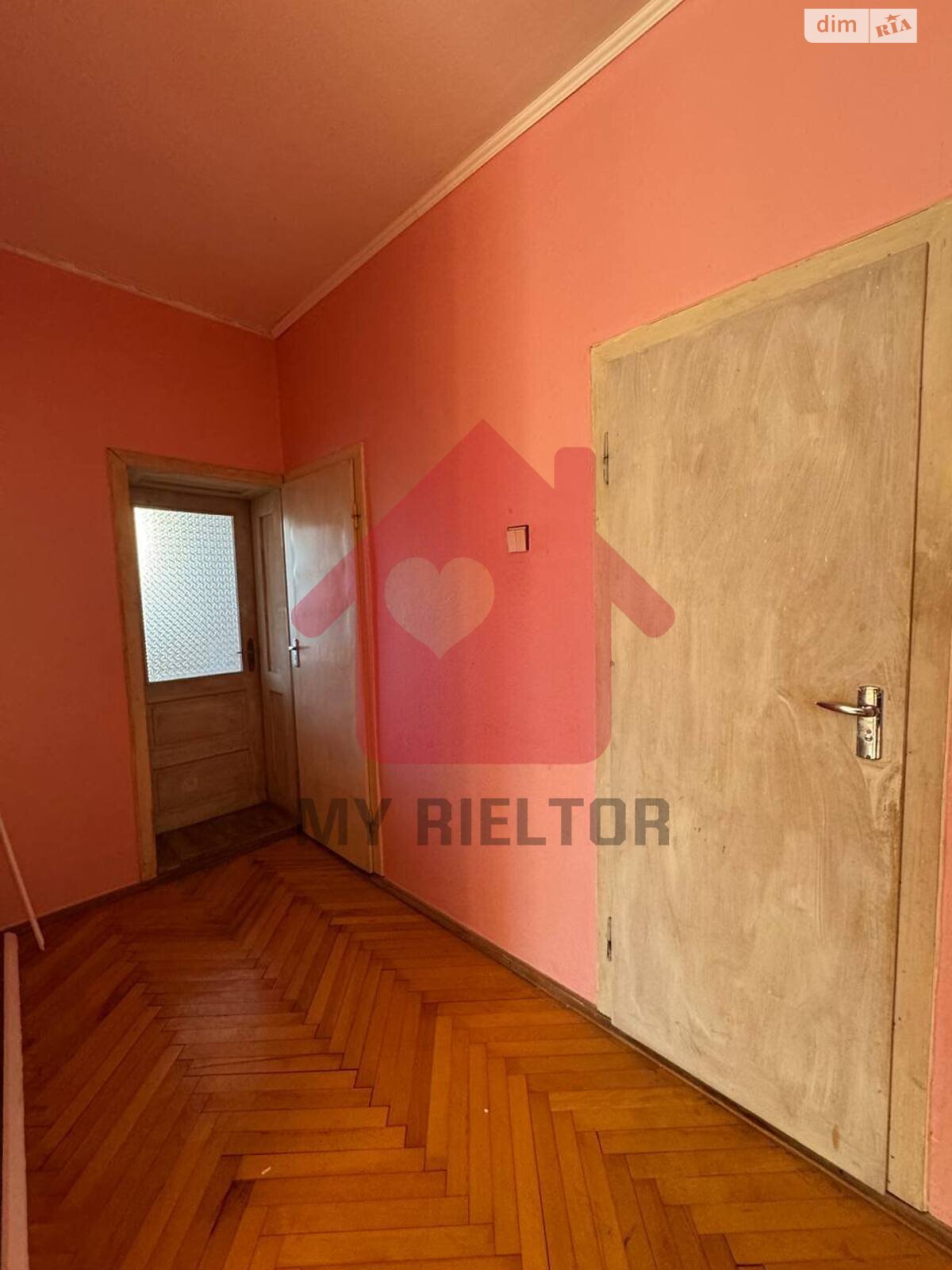 двоповерховий будинок, 309 кв. м, цегла. Продаж у Ужгороді фото 1 двоповерховий будинок, 309 кв. м, цегла. Продаж у Ужгороді фото 1