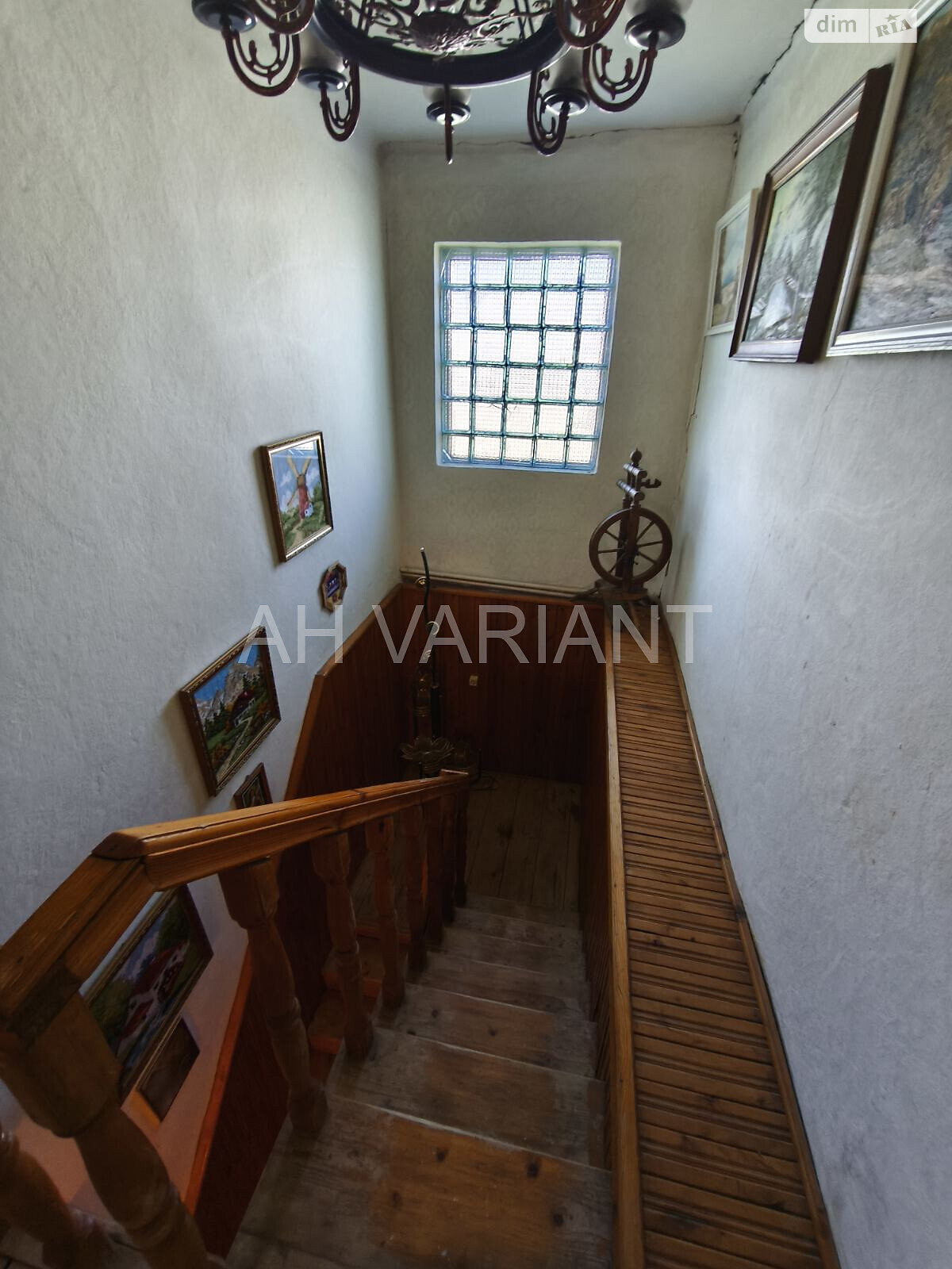 двоповерховий будинок з гаражем, 195 кв. м, цегла. Продаж у Ужгороді фото 1 двоповерховий будинок з гаражем, 195 кв. м, цегла. Продаж у Ужгороді фото 1