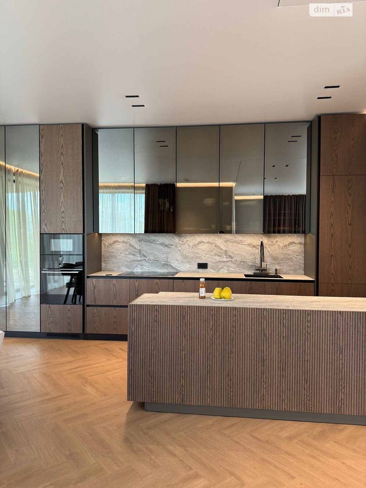 двухэтажный дом, 210 кв. м, кирпич. Продажа в Ужгороде фото 1 двухэтажный дом, 210 кв. м, кирпич. Продажа в Ужгороде фото 1