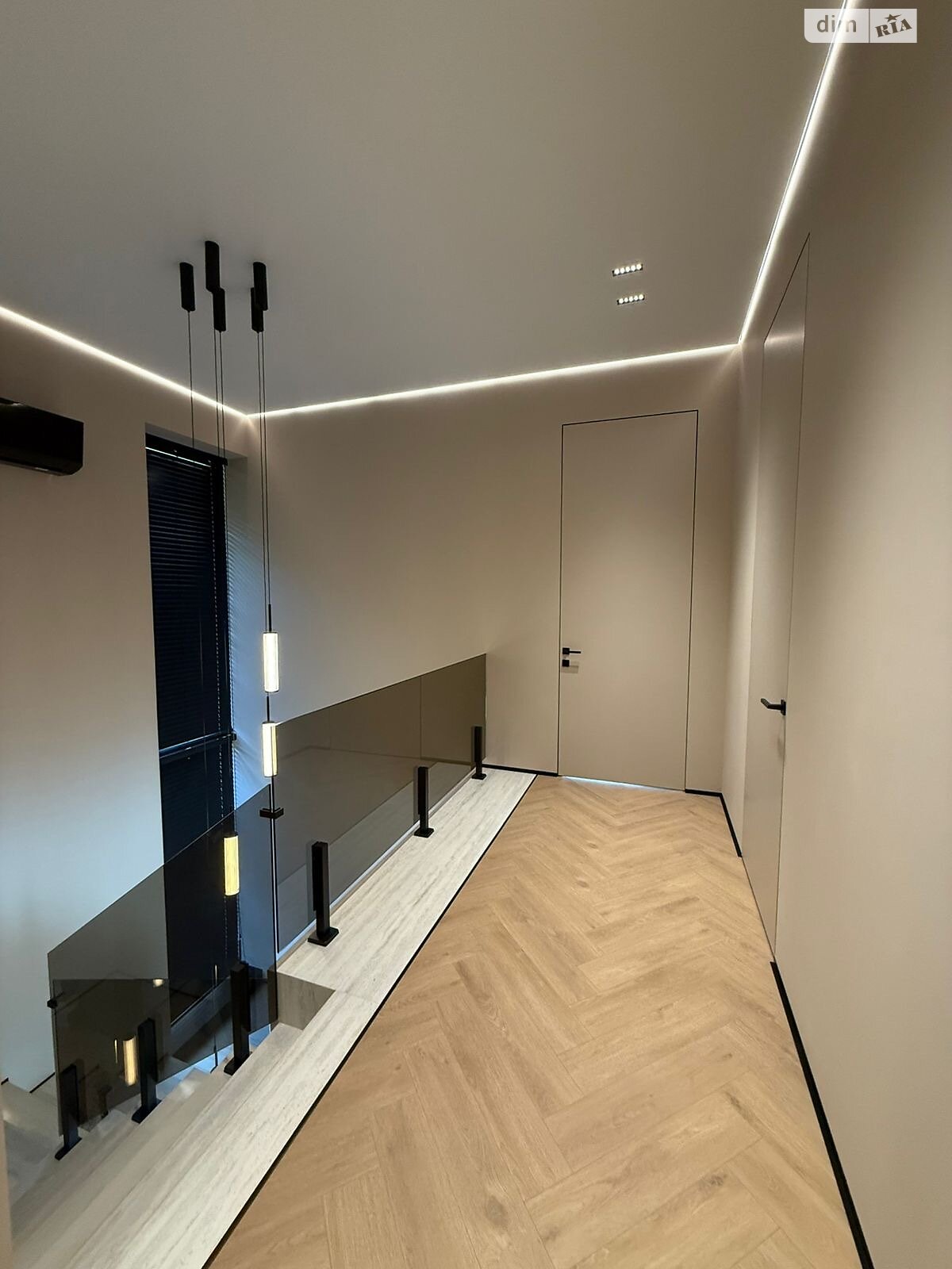 двухэтажный дом, 210 кв. м, кирпич. Продажа в Ужгороде фото 1 двухэтажный дом, 210 кв. м, кирпич. Продажа в Ужгороде фото 1