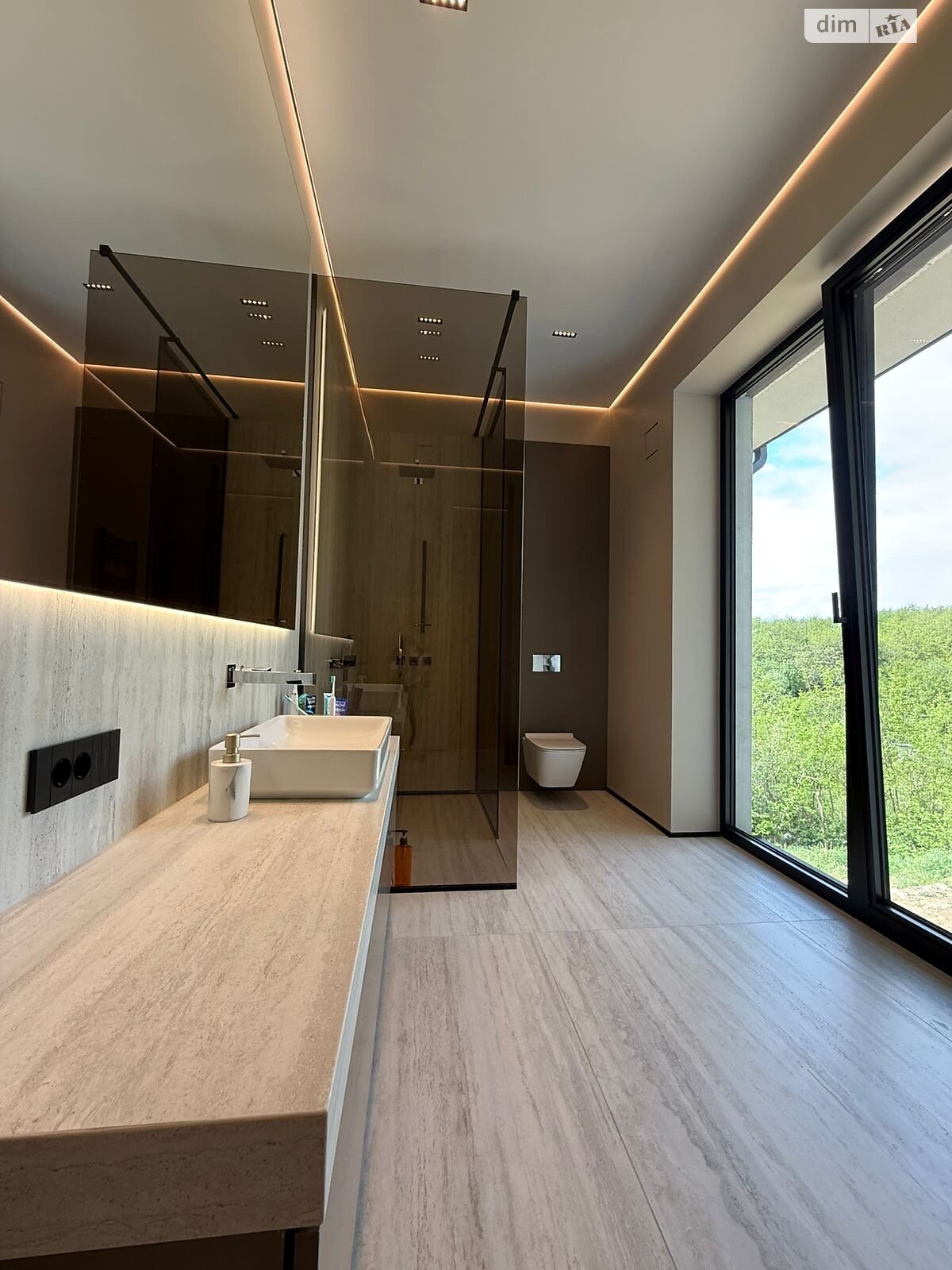 двухэтажный дом, 210 кв. м, кирпич. Продажа в Ужгороде фото 1 двухэтажный дом, 210 кв. м, кирпич. Продажа в Ужгороде фото 1