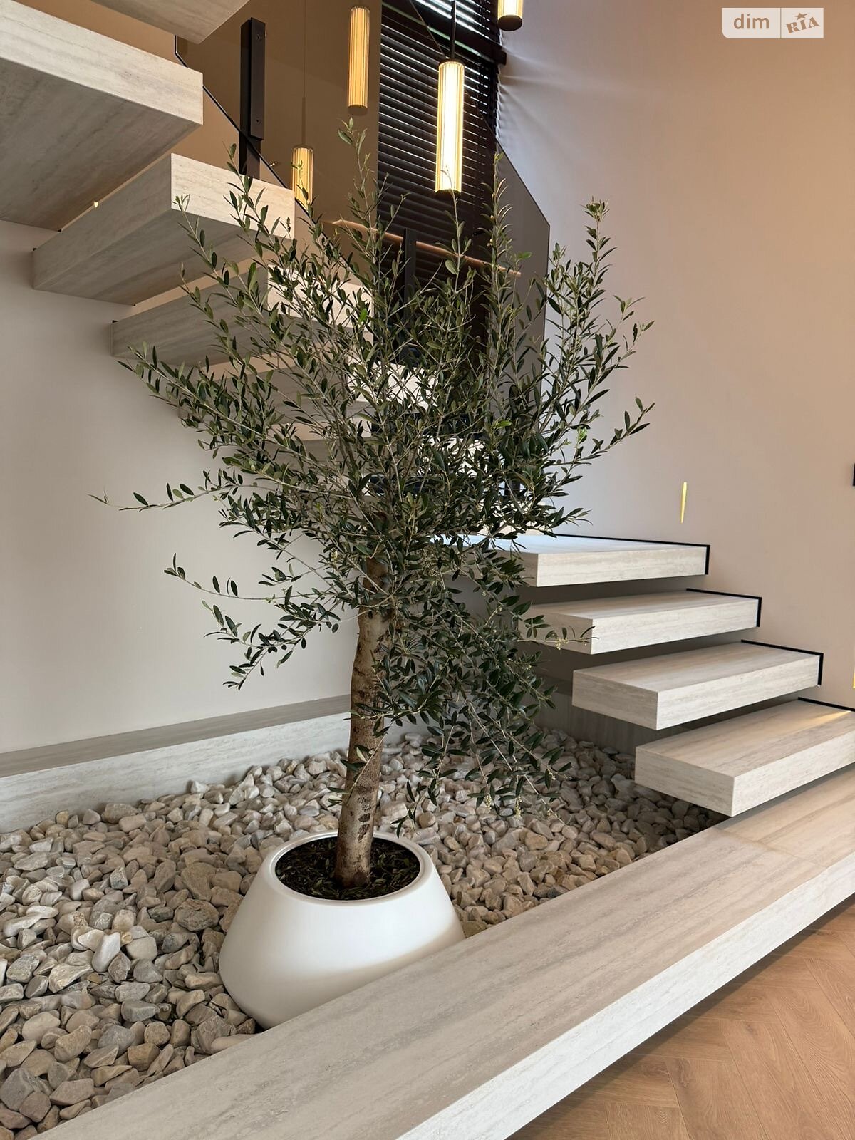 двухэтажный дом, 210 кв. м, кирпич. Продажа в Ужгороде фото 1 двухэтажный дом, 210 кв. м, кирпич. Продажа в Ужгороде фото 1