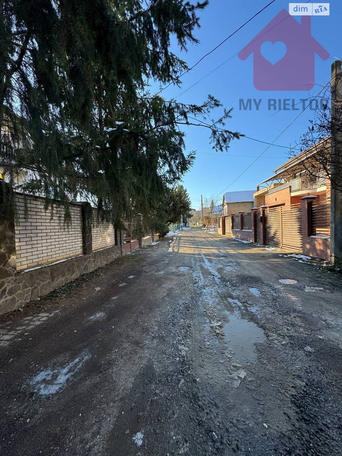 трехэтажный дом, 308 кв. м, цегла. Продажа в Ужгороде фото 1 трехэтажный дом, 308 кв. м, цегла. Продажа в Ужгороде фото 1