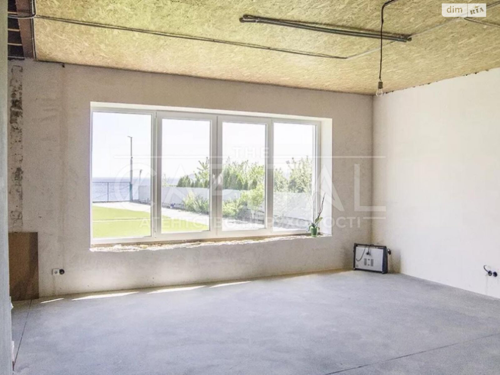 двухэтажный дом с балконом, 440.2 кв. м, кирпич. Продажа в Украинке фото 1 двухэтажный дом с балконом, 440.2 кв. м, кирпич. Продажа в Украинке фото 1