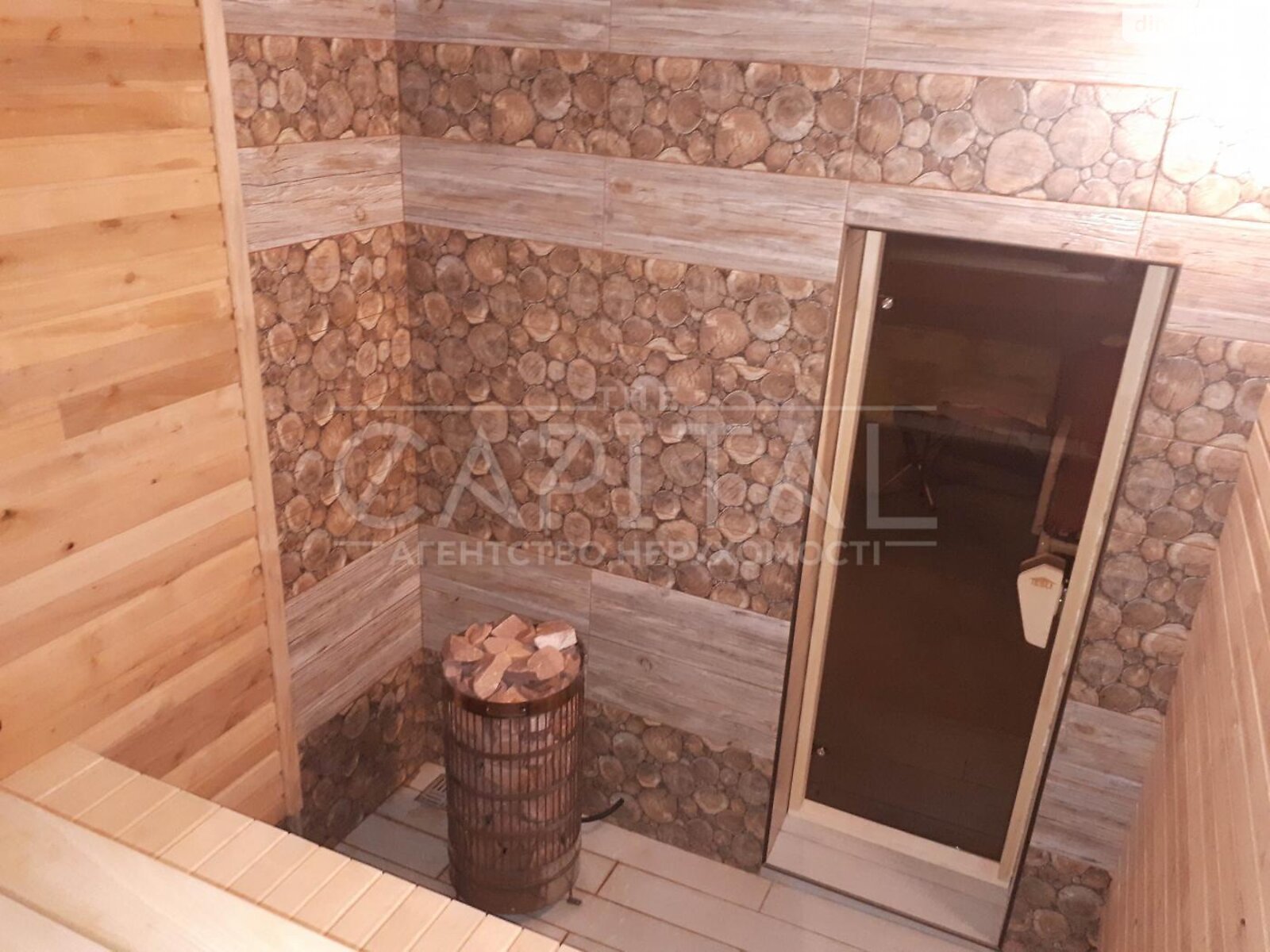 двухэтажный дом с балконом, 440.2 кв. м, кирпич. Продажа в Украинке фото 1 двухэтажный дом с балконом, 440.2 кв. м, кирпич. Продажа в Украинке фото 1