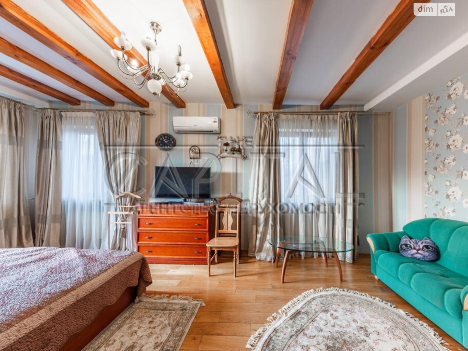 трехэтажный дом, 280 кв. м, кирпич. Продажа в Украинке фото 1