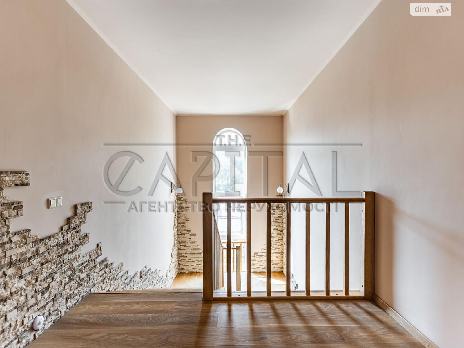 двоповерховий будинок з гаражем, 265 кв. м, кирпич. Продаж у Українці фото 1 двоповерховий будинок з гаражем, 265 кв. м, кирпич. Продаж у Українці фото 1