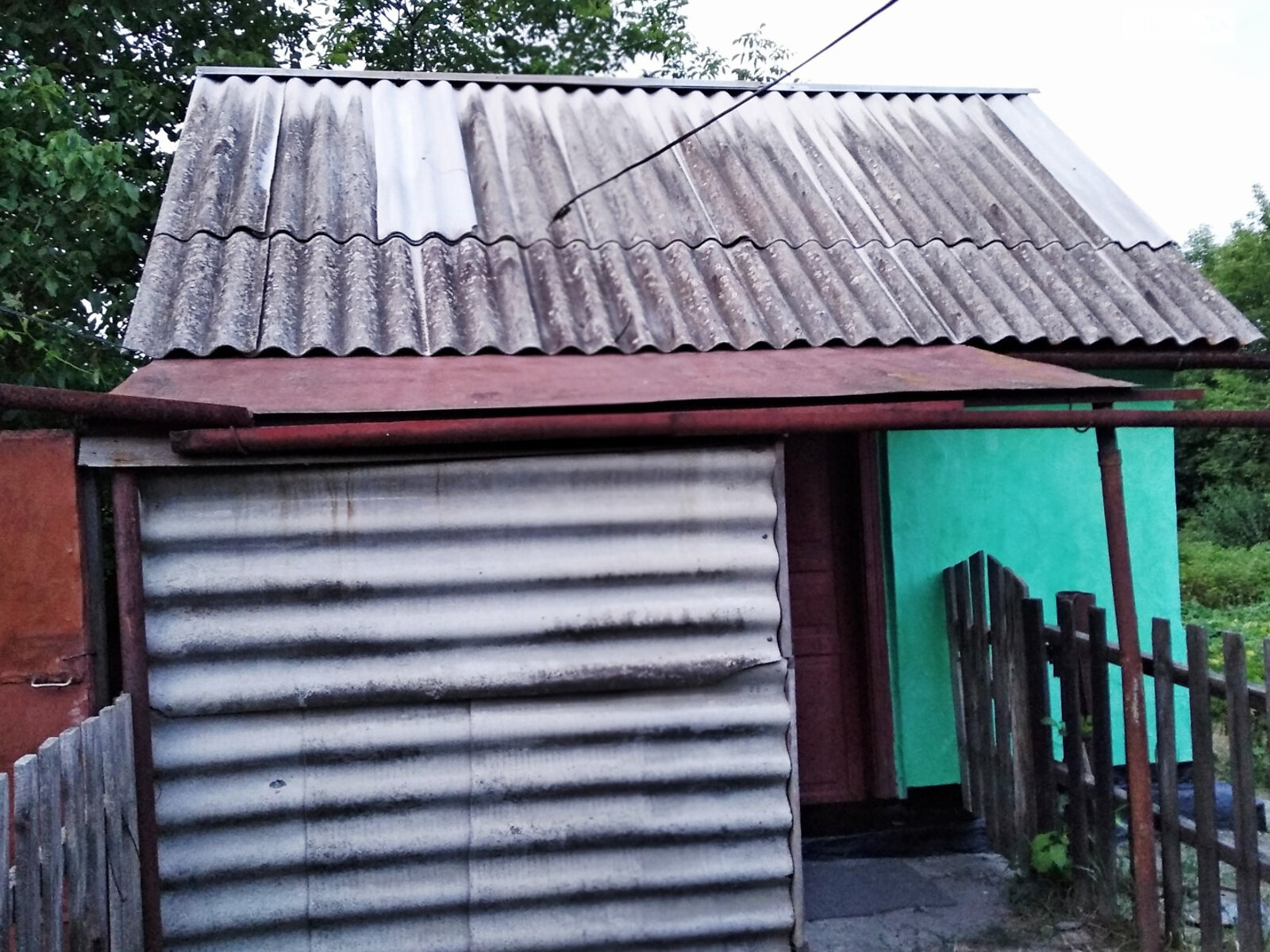 одноэтажный дом с гаражом, 57.6 кв. м, глинобитный. Продажа в Ульяновке район Центр фото 1 одноэтажный дом с гаражом, 57.6 кв. м, глинобитный. Продажа в Ульяновке район Центр фото 1