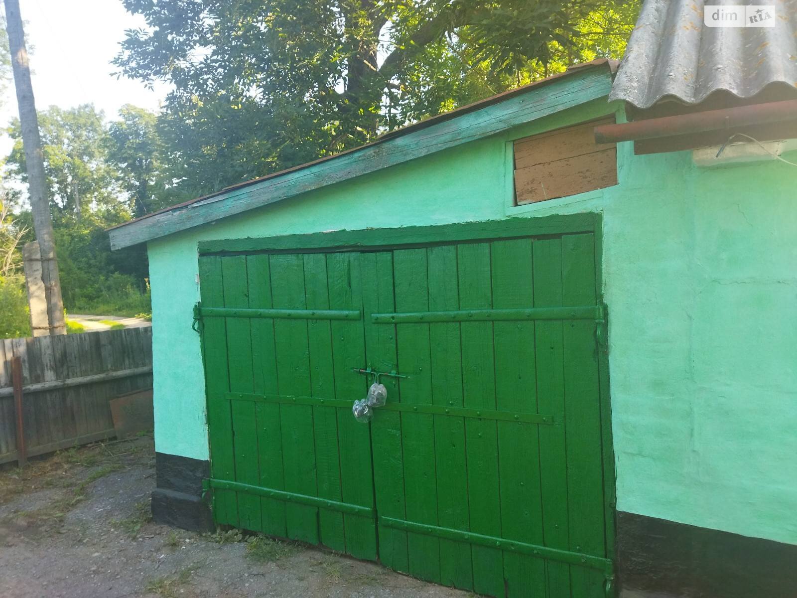 одноэтажный дом с гаражом, 57.6 кв. м, глинобитный. Продажа в Ульяновке район Центр фото 1 одноэтажный дом с гаражом, 57.6 кв. м, глинобитный. Продажа в Ульяновке район Центр фото 1