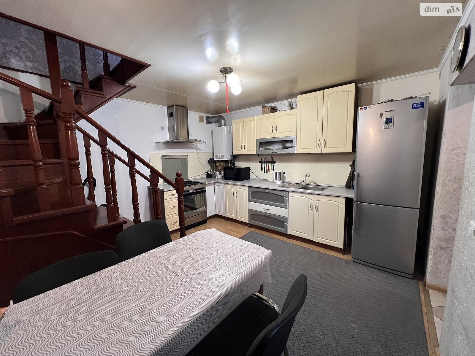 двоповерховий будинок з гаражем, 60 кв. м, кирпич. Продаж у Усатове фото 1 двоповерховий будинок з гаражем, 60 кв. м, кирпич. Продаж у Усатове фото 1