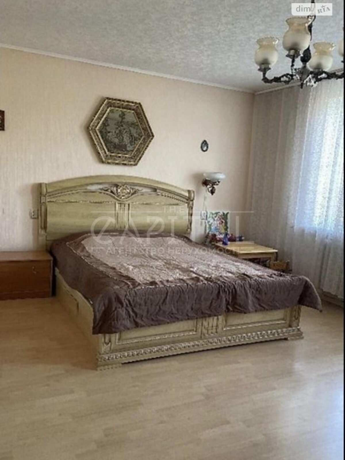 трехэтажный дом, 295 кв. м, кирпич. Продажа в Устимовке фото 1