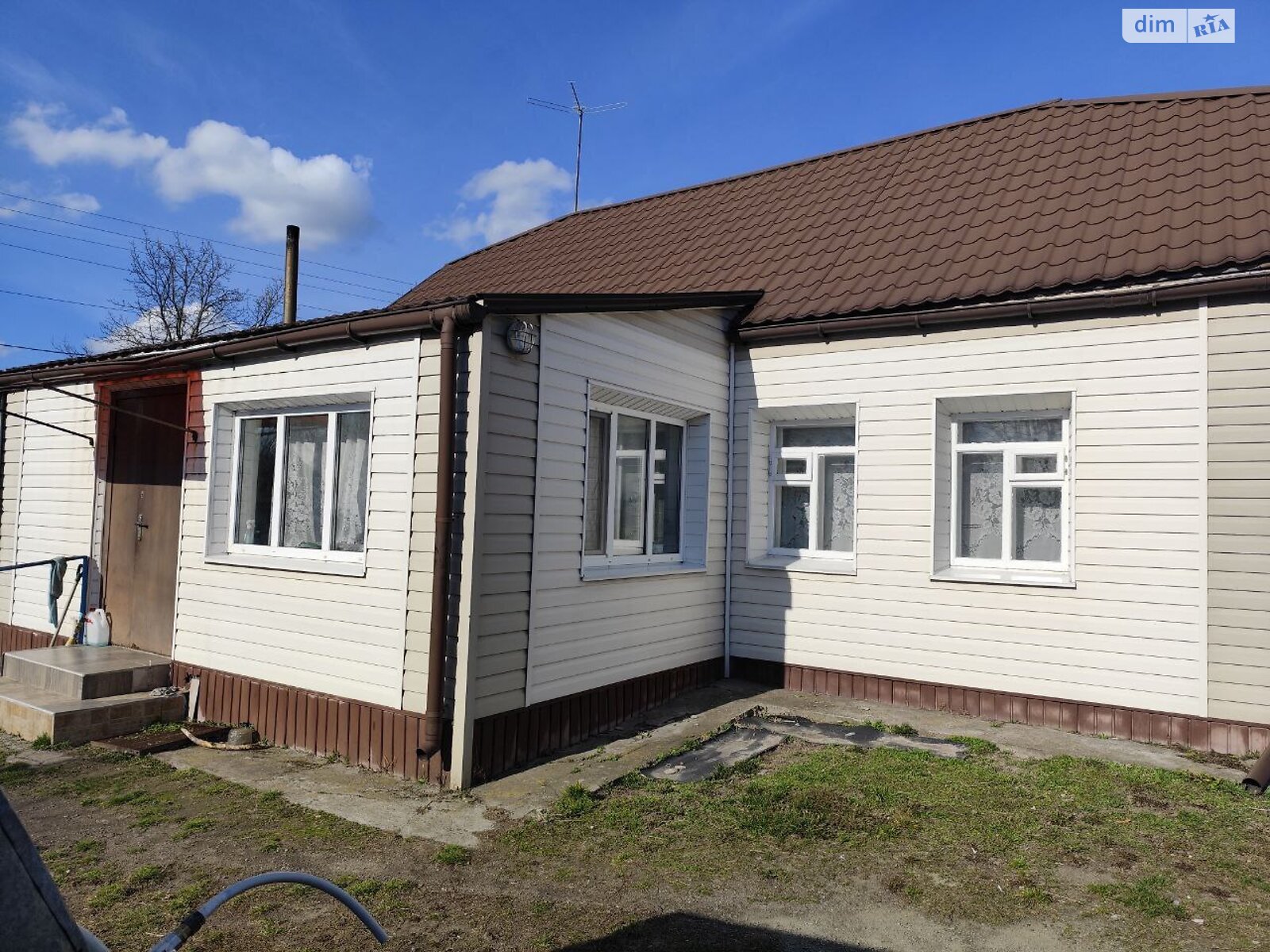 одноэтажный дом с отоплением, 62.9 кв. м, кирпич. Продажа в Устимовке фото 1 одноэтажный дом с отоплением, 62.9 кв. м, кирпич. Продажа в Устимовке фото 1