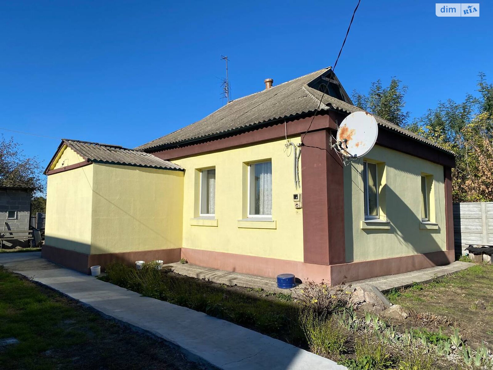 одноповерховий будинок з гаражем, 65.3 кв. м, цегла. Продаж у Узині фото 1 одноповерховий будинок з гаражем, 65.3 кв. м, цегла. Продаж у Узині фото 1
