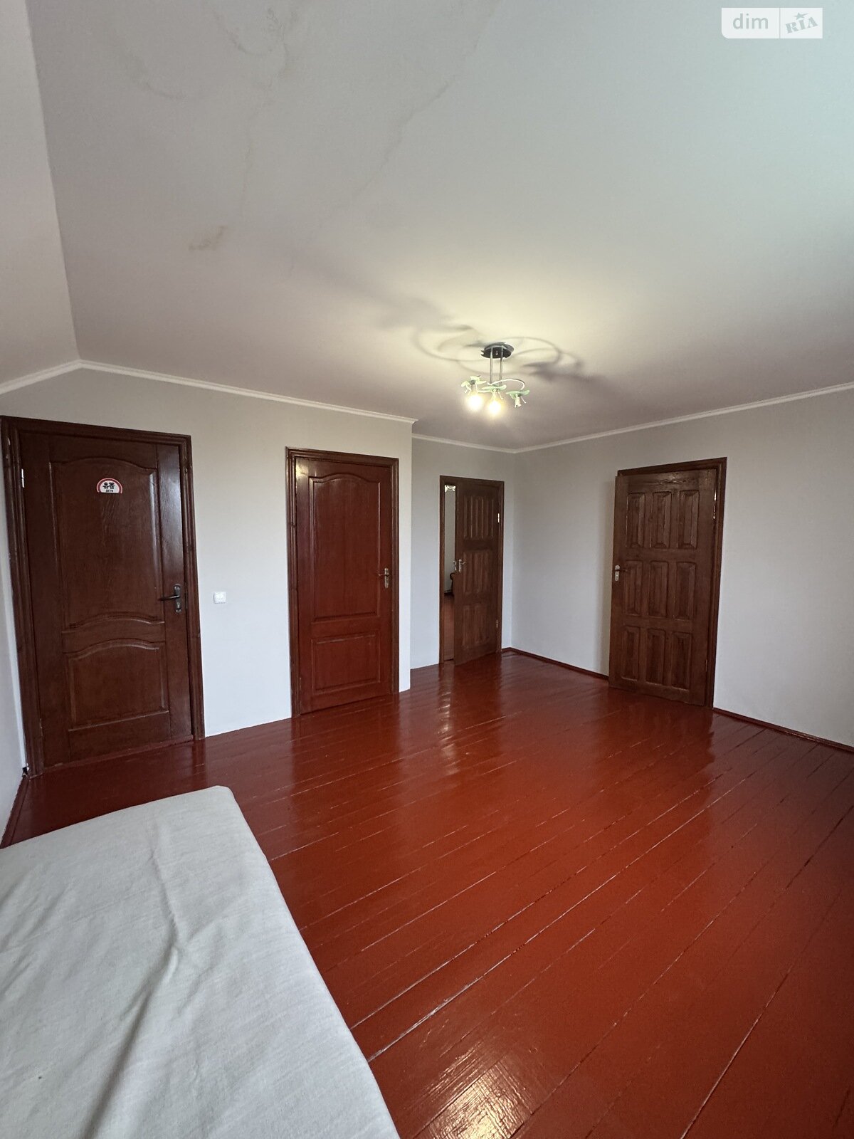 двухэтажный дом с верандой, 140 кв. м, кирпич. Продажа в Вабле фото 1