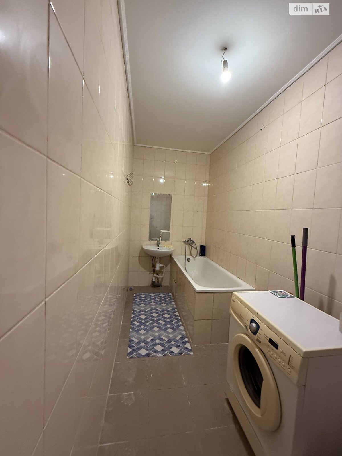 двоповерховий будинок з верандою, 140 кв. м, кирпич. Продаж у Ваблі фото 1