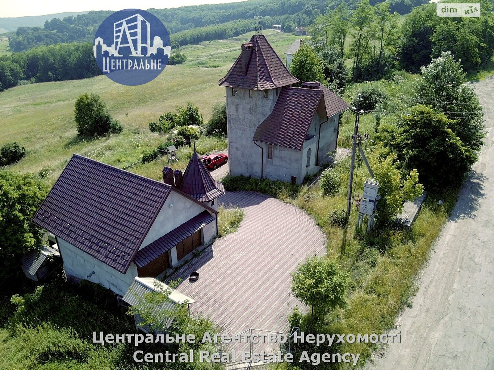 триповерховий будинок з гаражем, 270.9 кв. м, цегла. Продаж у Валі Кузьміній фото 1 триповерховий будинок з гаражем, 270.9 кв. м, цегла. Продаж у Валі Кузьміній фото 1