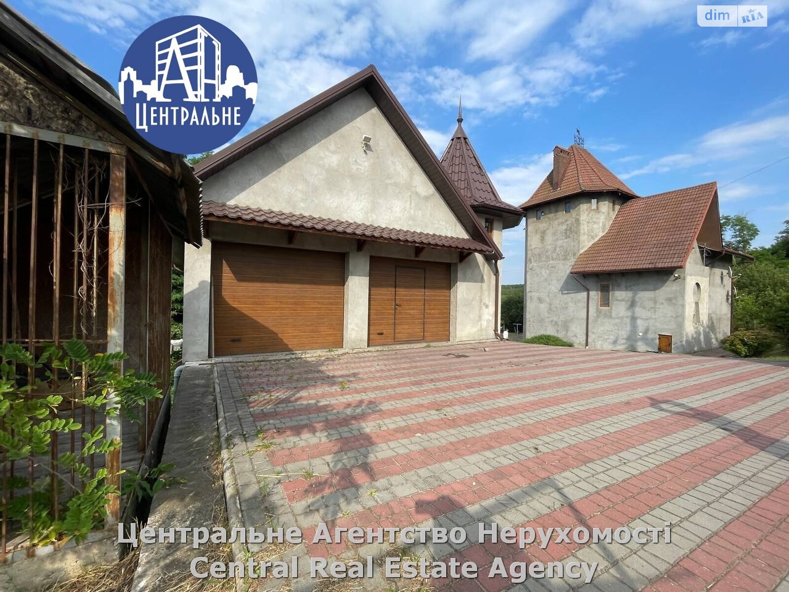 триповерховий будинок з гаражем, 270.9 кв. м, цегла. Продаж у Валі Кузьміній фото 1 триповерховий будинок з гаражем, 270.9 кв. м, цегла. Продаж у Валі Кузьміній фото 1