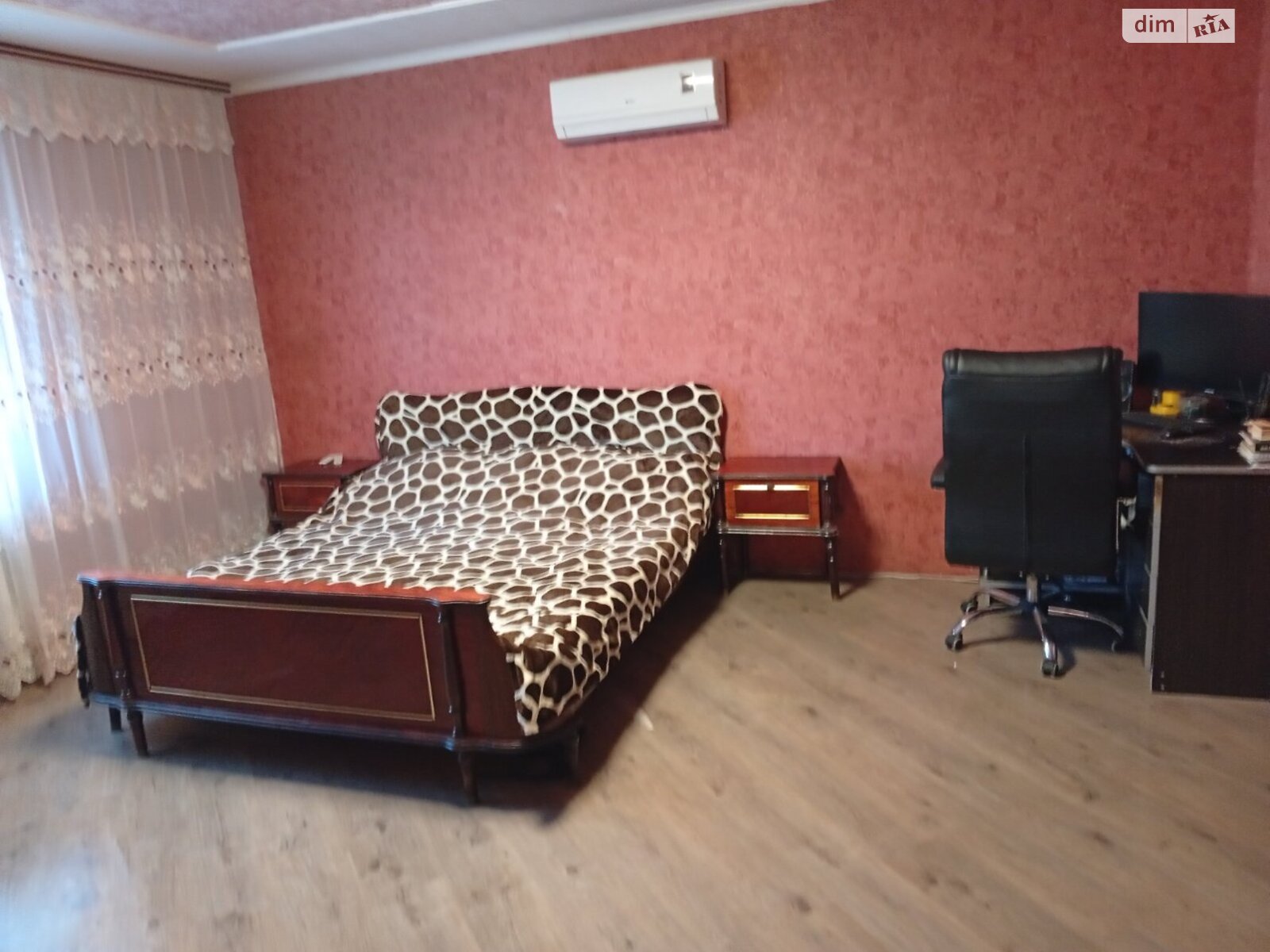 одноповерховий будинок з гаражем, 100 кв. м, шлакобетон. Продаж у Вапнярці фото 1 одноповерховий будинок з гаражем, 100 кв. м, шлакобетон. Продаж у Вапнярці фото 1