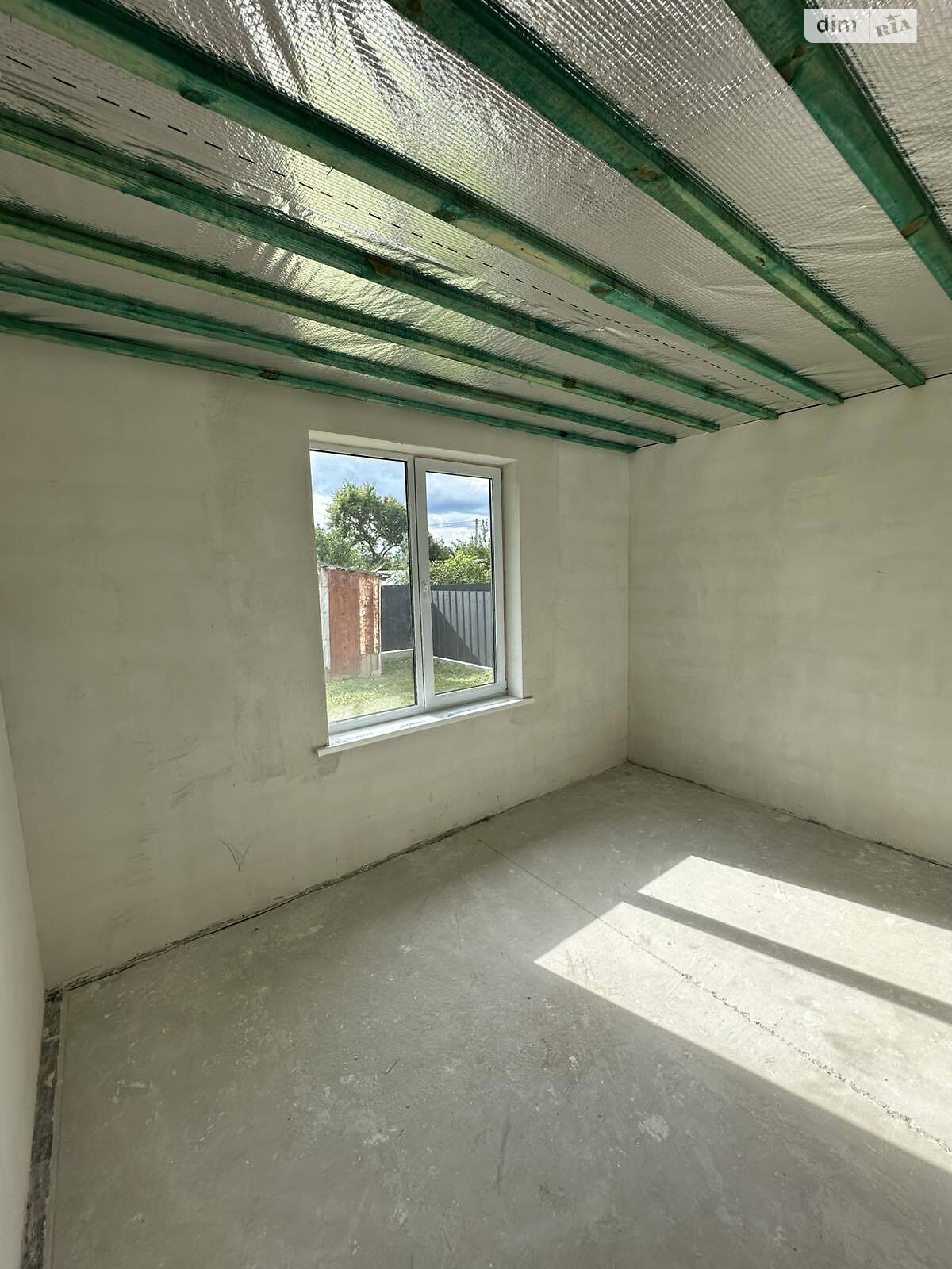 одноповерховий будинок, 90 кв. м, газобетон. Продаж у Варашу фото 1