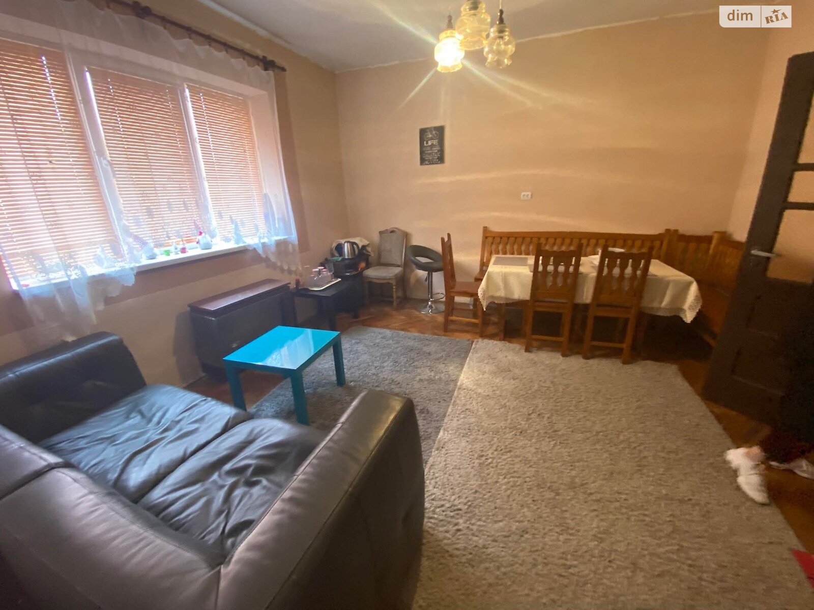 одноэтажный дом с верандой, 1504 кв. м, кирпич. Продажа в Варах фото 1