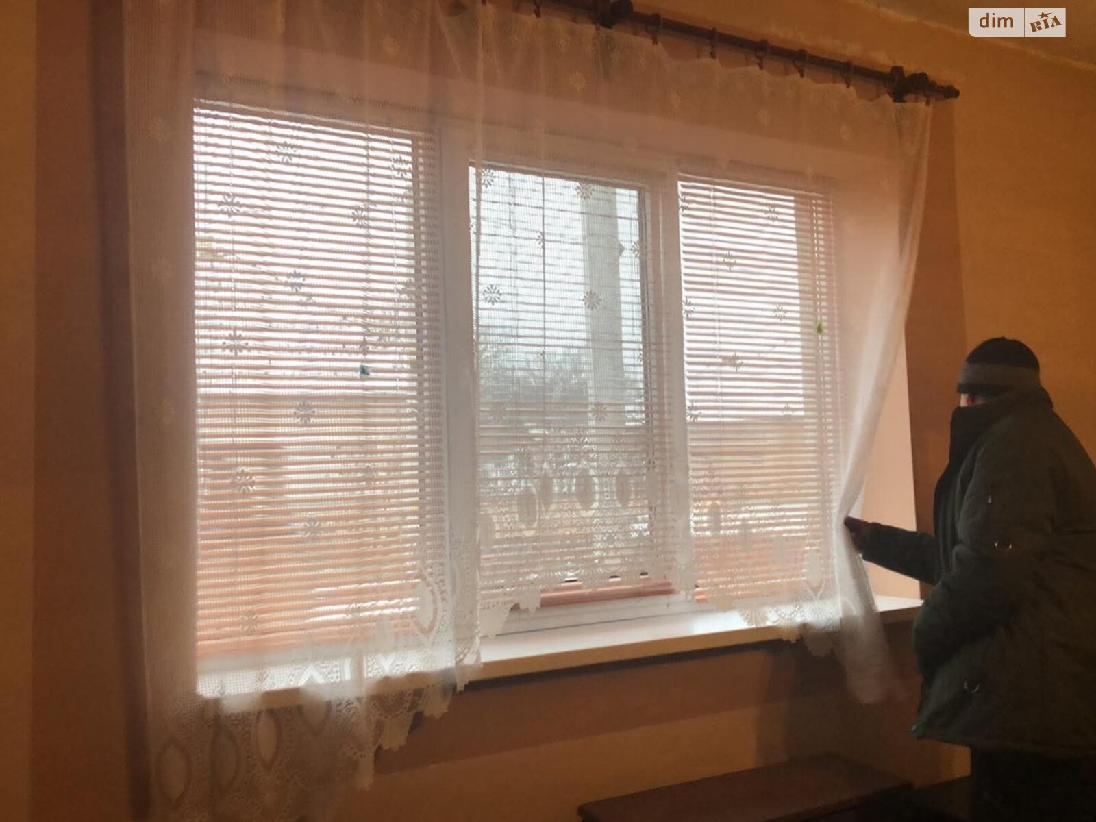 одноэтажный дом с верандой, 1504 кв. м, кирпич. Продажа в Варах фото 1