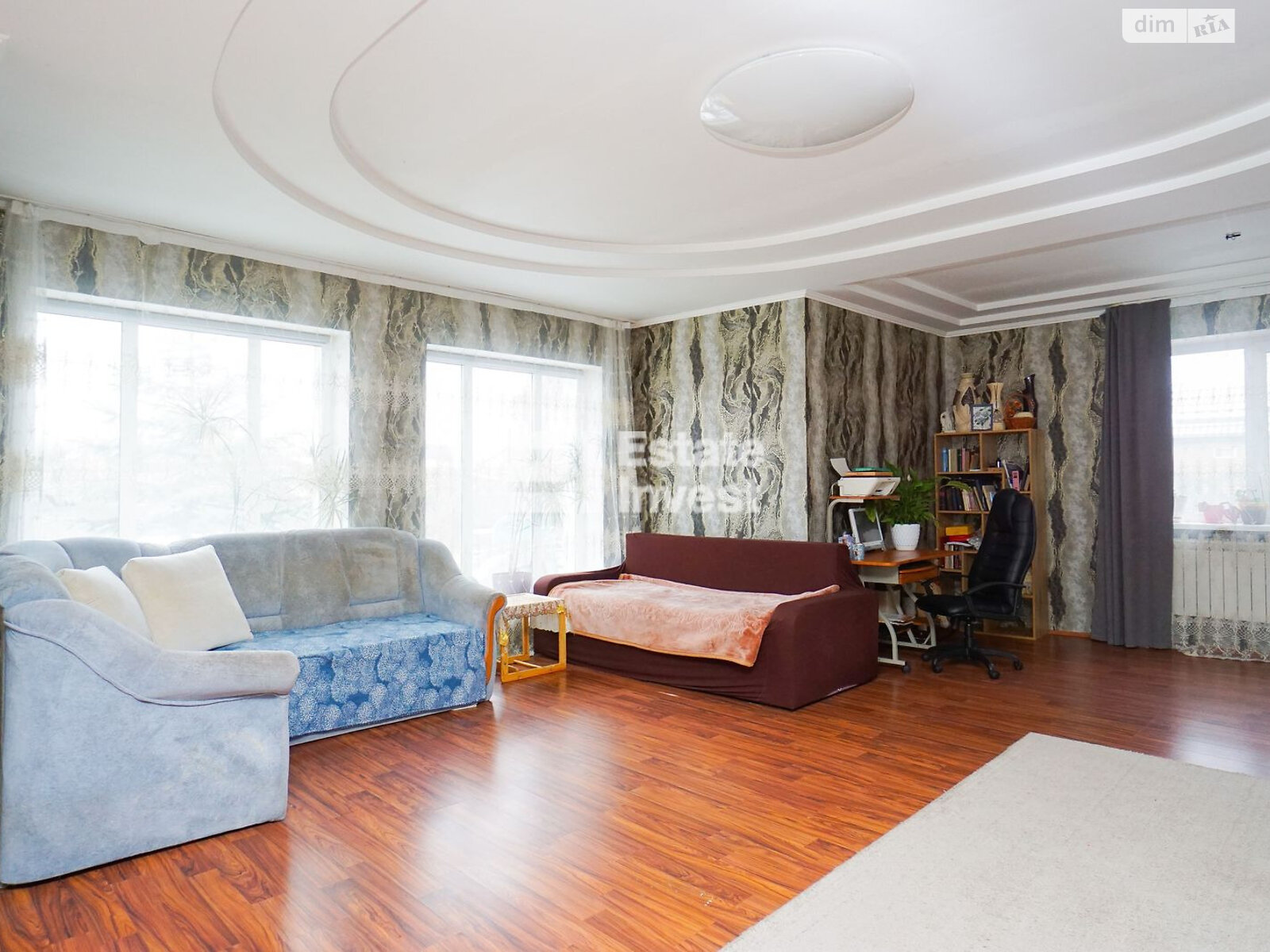 двухэтажный дом с балконом, 235.8 кв. м, кирпич. Продажа в Варовичах фото 1 двухэтажный дом с балконом, 235.8 кв. м, кирпич. Продажа в Варовичах фото 1