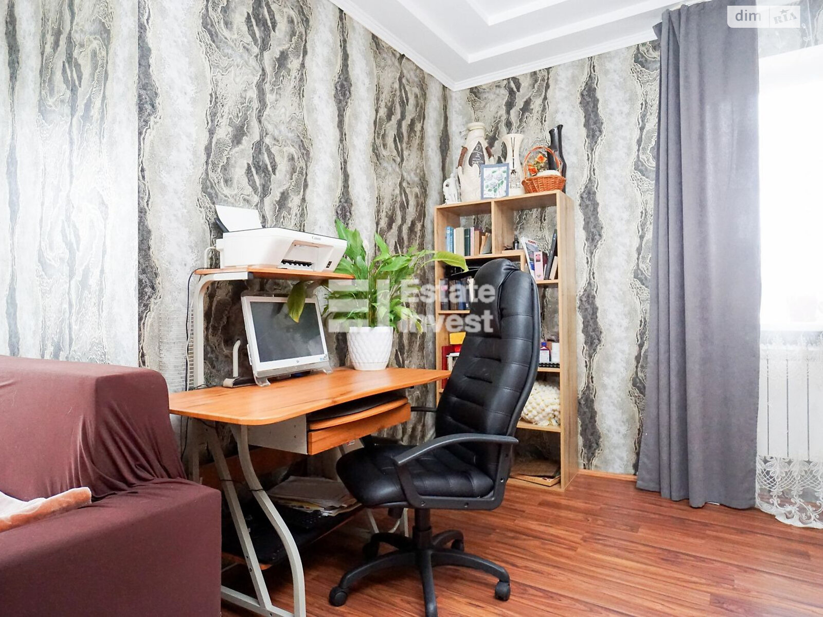 двухэтажный дом с балконом, 235.8 кв. м, кирпич. Продажа в Варовичах фото 1 двухэтажный дом с балконом, 235.8 кв. м, кирпич. Продажа в Варовичах фото 1