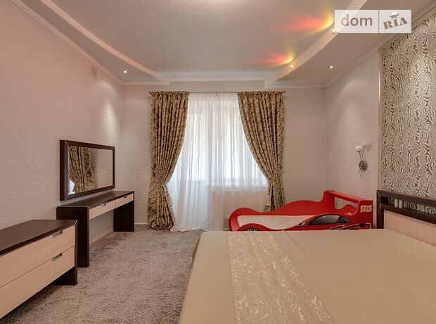 триповерховий будинок з каміном, 450 кв. м, цегла. Продаж в Глевасі (Київська обл.) фото 1 триповерховий будинок з каміном, 450 кв. м, цегла. Продаж в Глевасі (Київська обл.) фото 1
